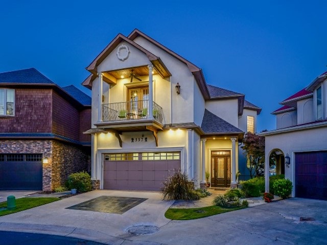 Paradise Lake Village Townhomes - Residential