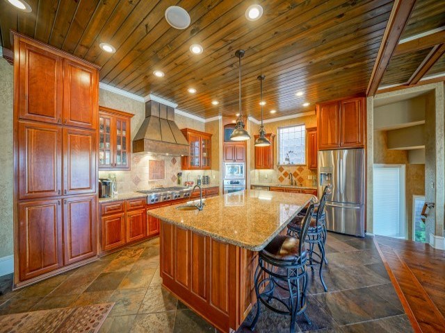 Paradise Lake Village Townhomes - Residential