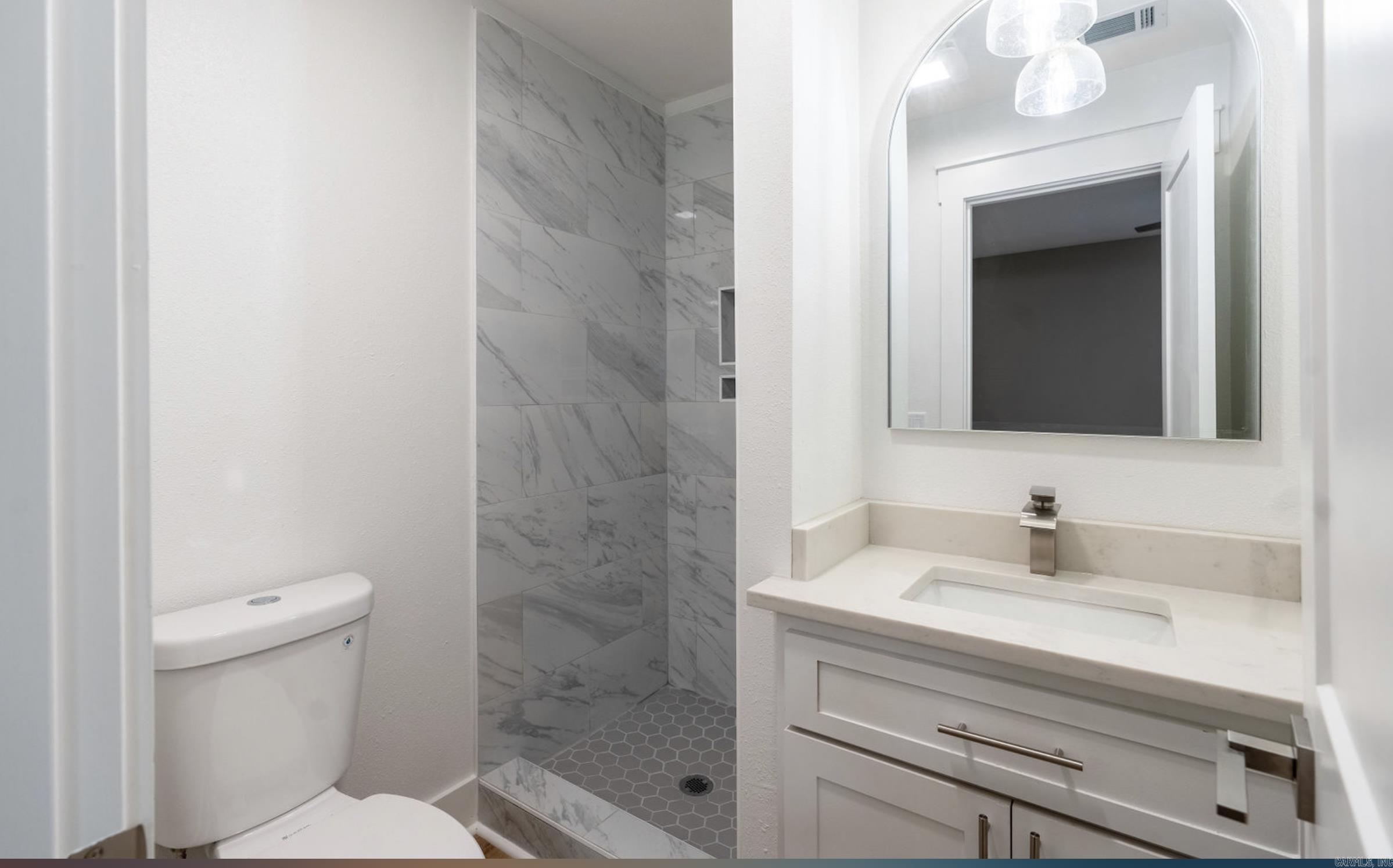 Lakeshore Heights - Residential