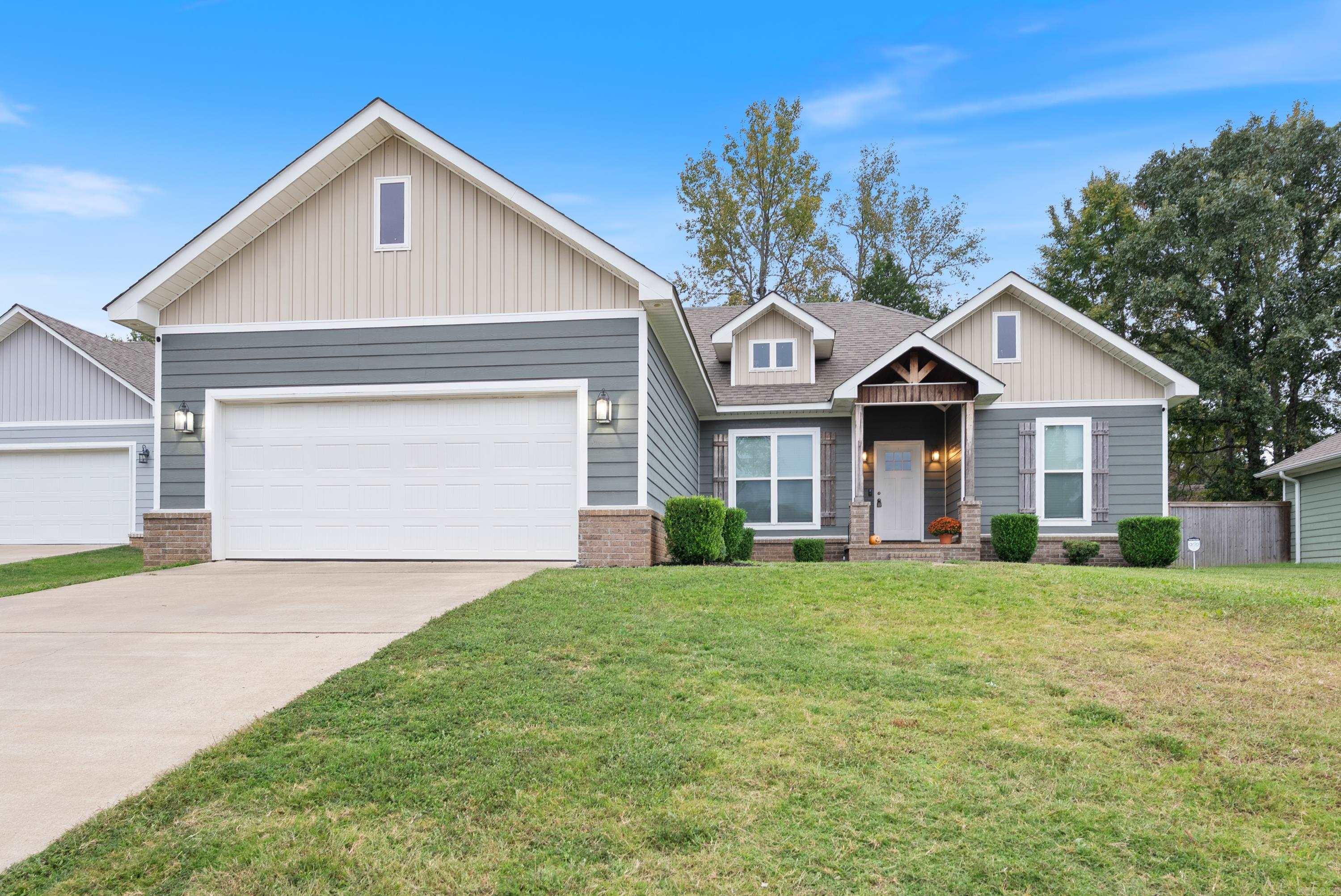 Move-In Ready in Highly Desirable Greenbrier Neighborhood! Welcome home to this beautiful 3 bedroom, 2-bath residence offering comfort, style, and convenience. Located in one of Greenbrier’s most sought-after neighborhoods, this home features a spacious open floor plan, modern finishes, and plenty of natural light throughout. The kitchen is perfect for everyday living and entertaining, with ample counter space and storage. Enjoy relaxing evenings in the cozy living area or step outside to the private backyard—ideal for gatherings or quiet weekends. This home has been well maintained and is truly move-in ready. Don’t miss your chance to make this exceptional property yours—schedule your showing today!