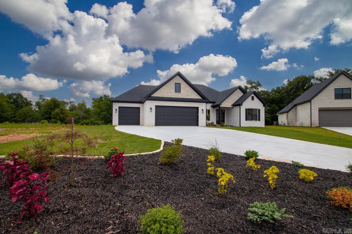 COUNTRY CLUB OF AR-QUARTERS ADDN - Residential