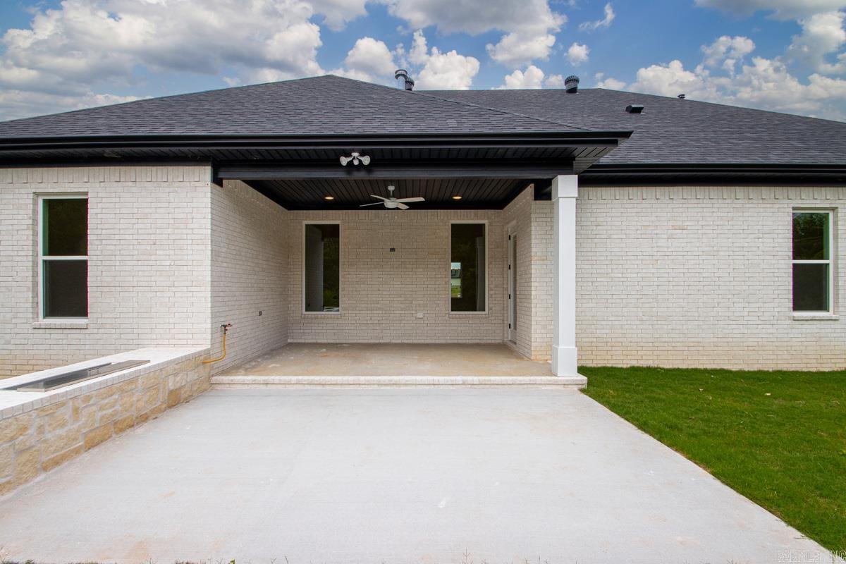 COUNTRY CLUB OF AR-QUARTERS ADDN - Residential