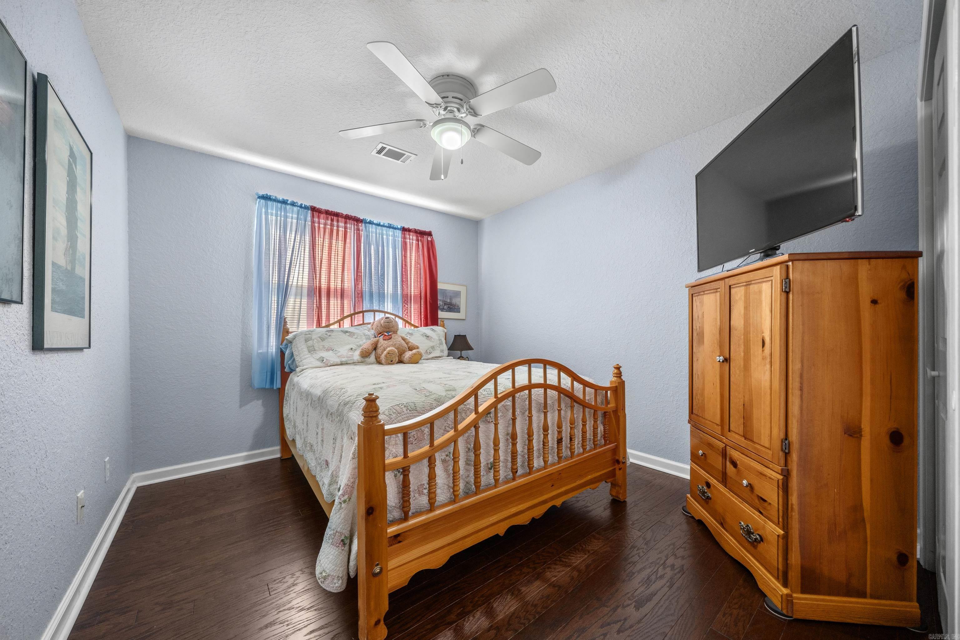 WOODLANDS EDGE - Residential