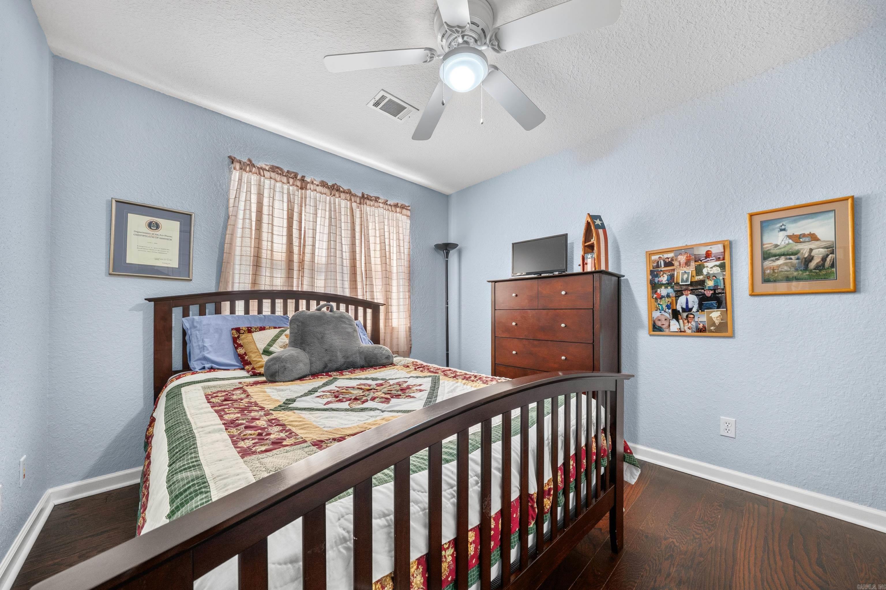 WOODLANDS EDGE - Residential