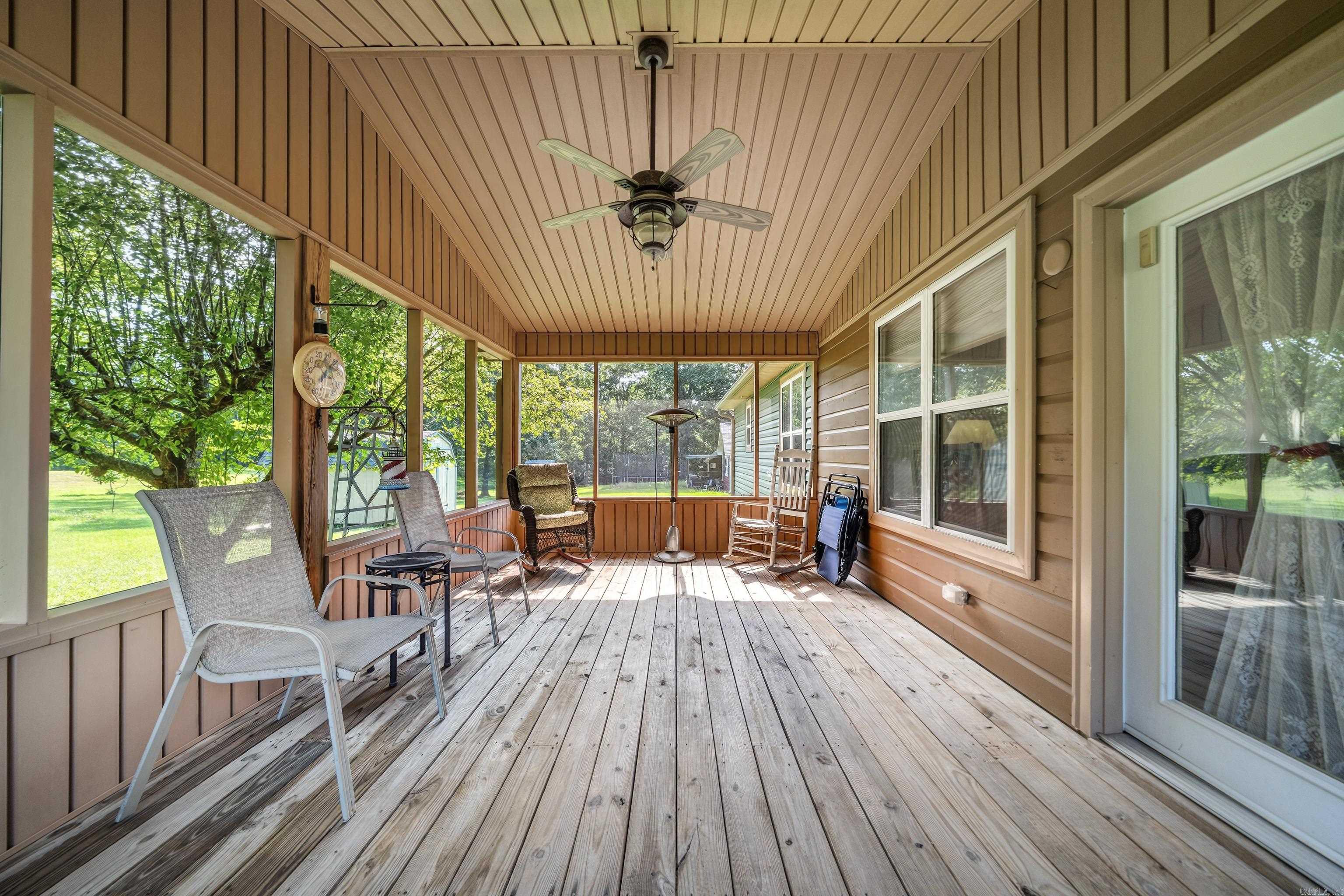 WOODLANDS EDGE - Residential