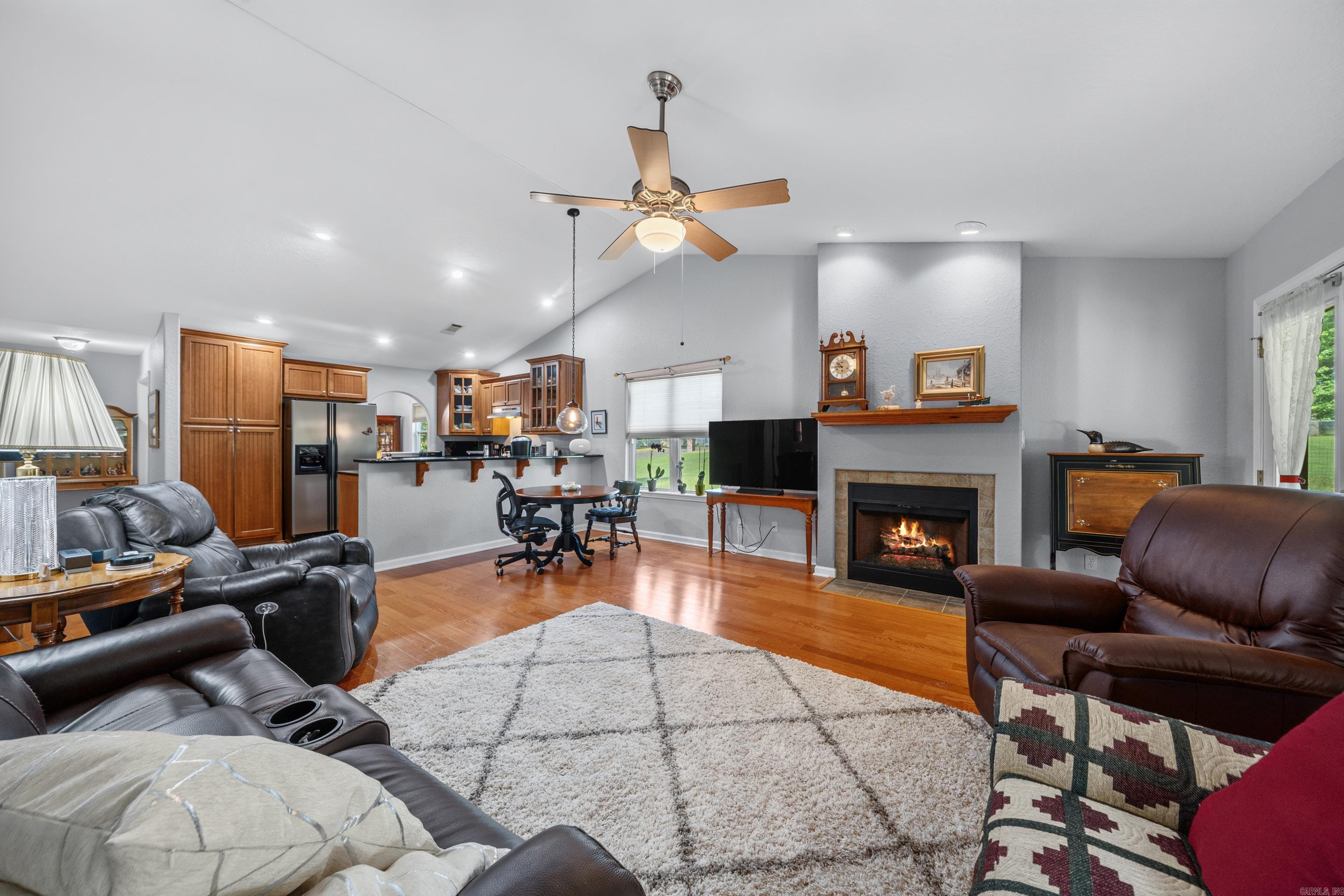 WOODLANDS EDGE - Residential