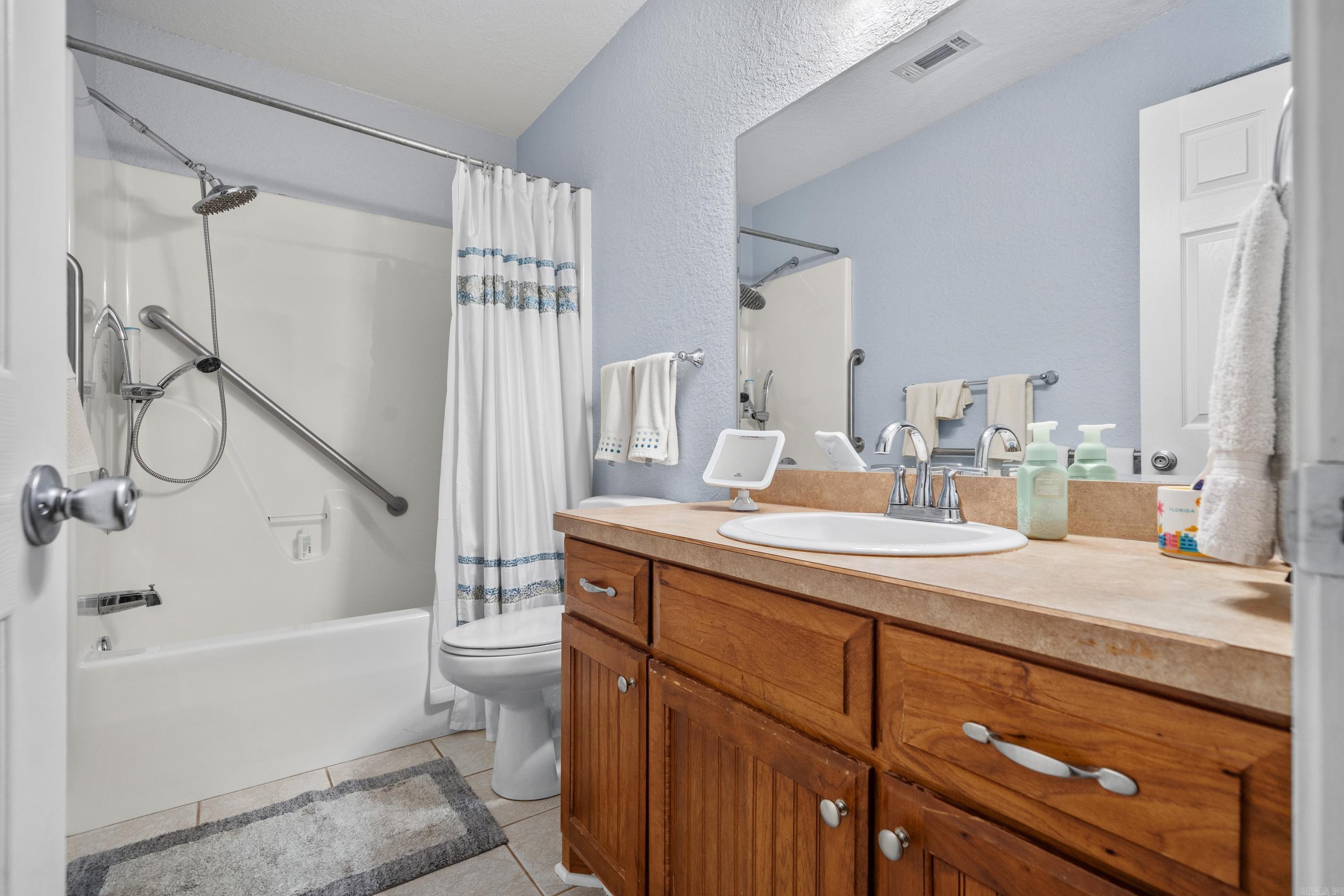 WOODLANDS EDGE - Residential