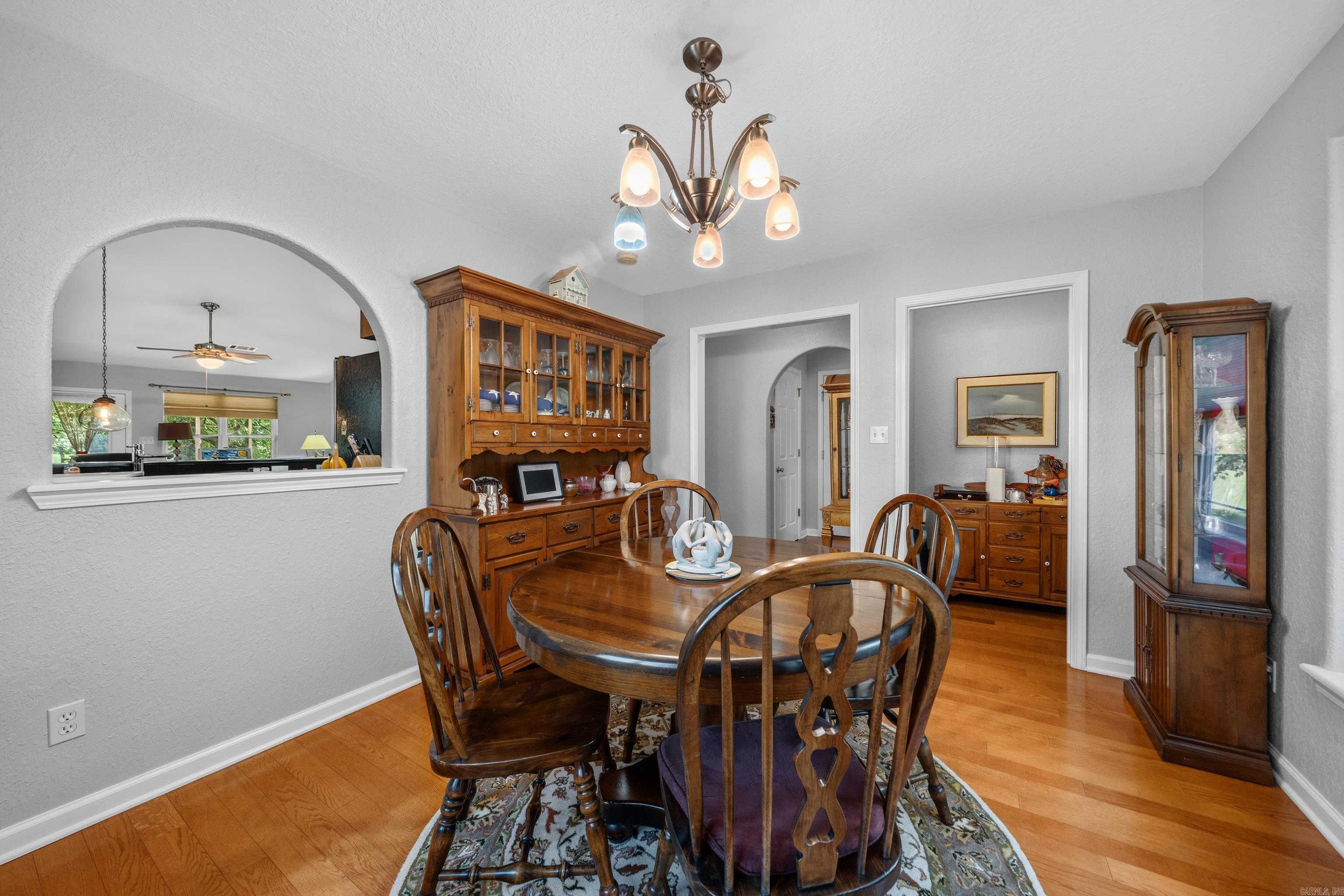 WOODLANDS EDGE - Residential