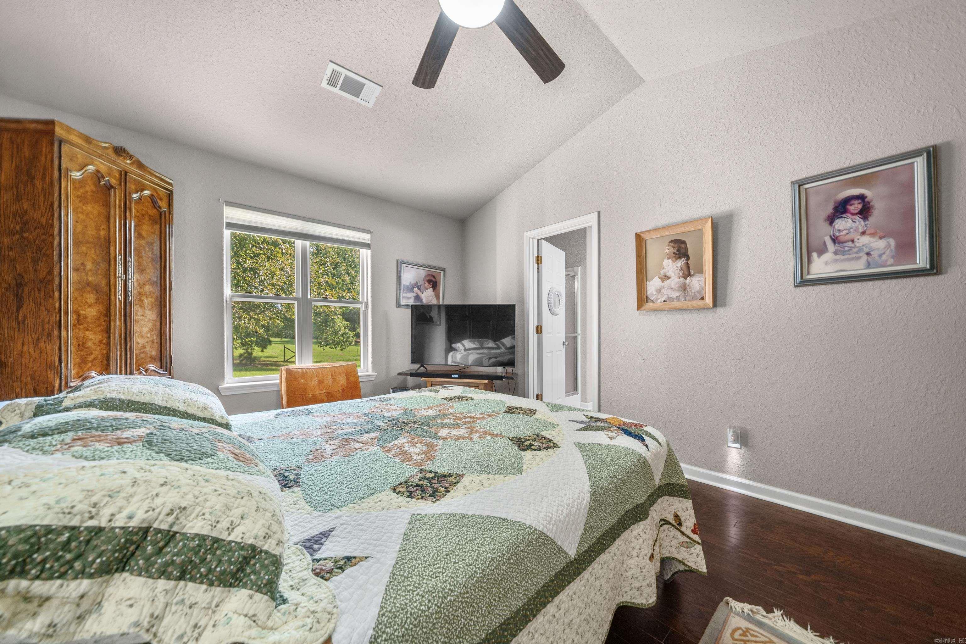 WOODLANDS EDGE - Residential