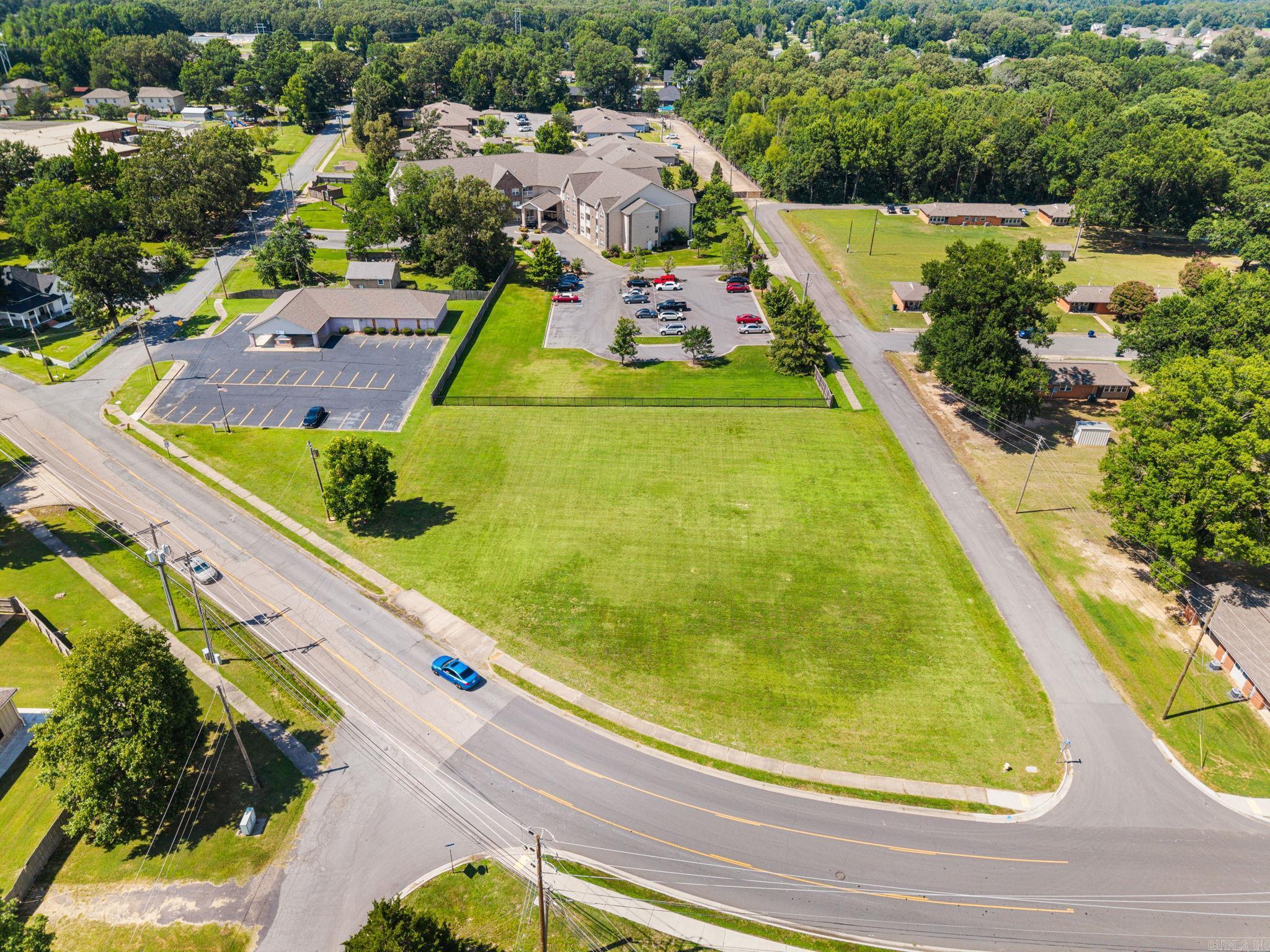 Cabot City Area - Commercial Sale