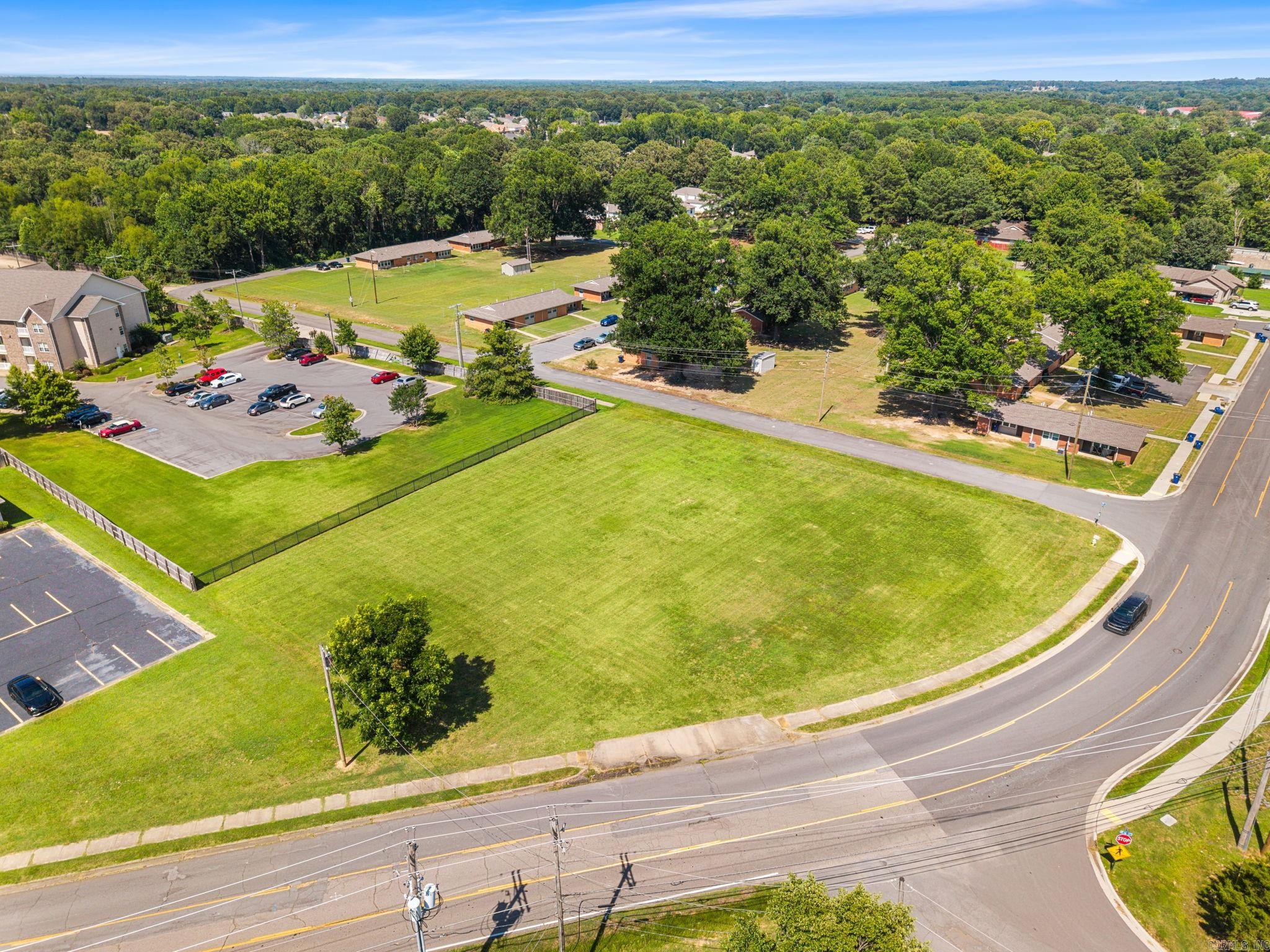 Cabot City Area - Commercial Sale