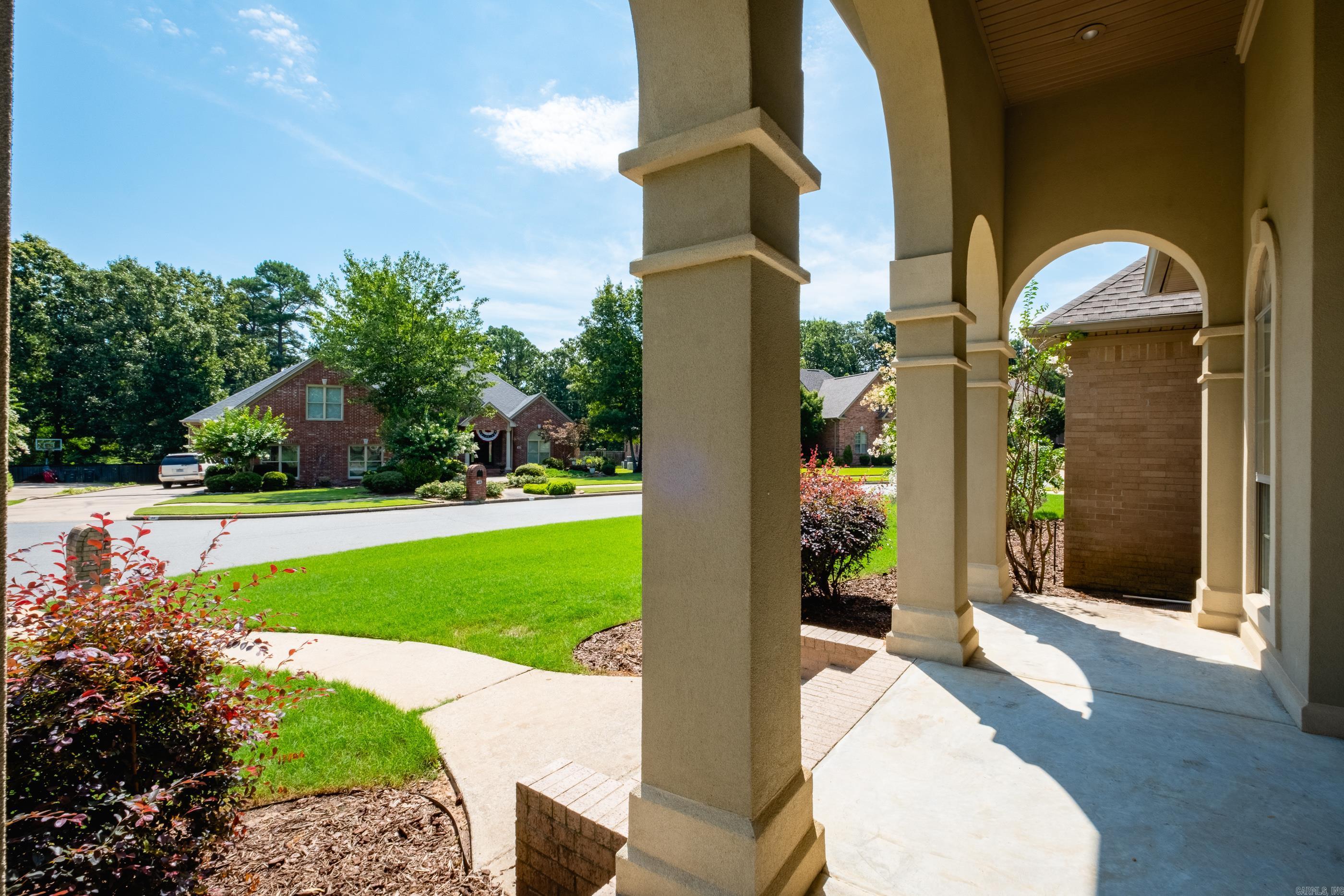 CHENAL VALLEY MARGEUAX - Residential