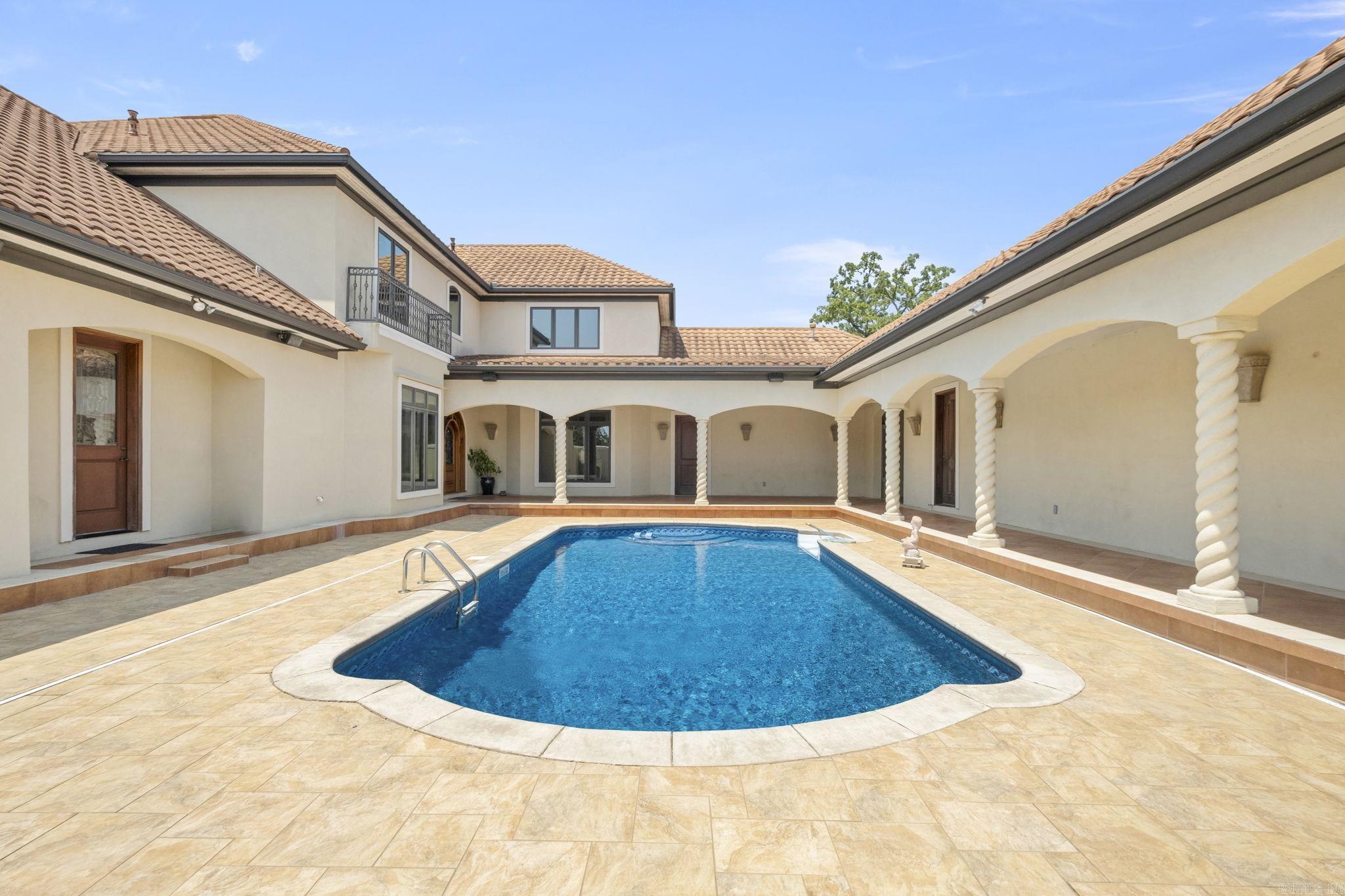 RIVER CREST ESTATES P.R.D. - Residential