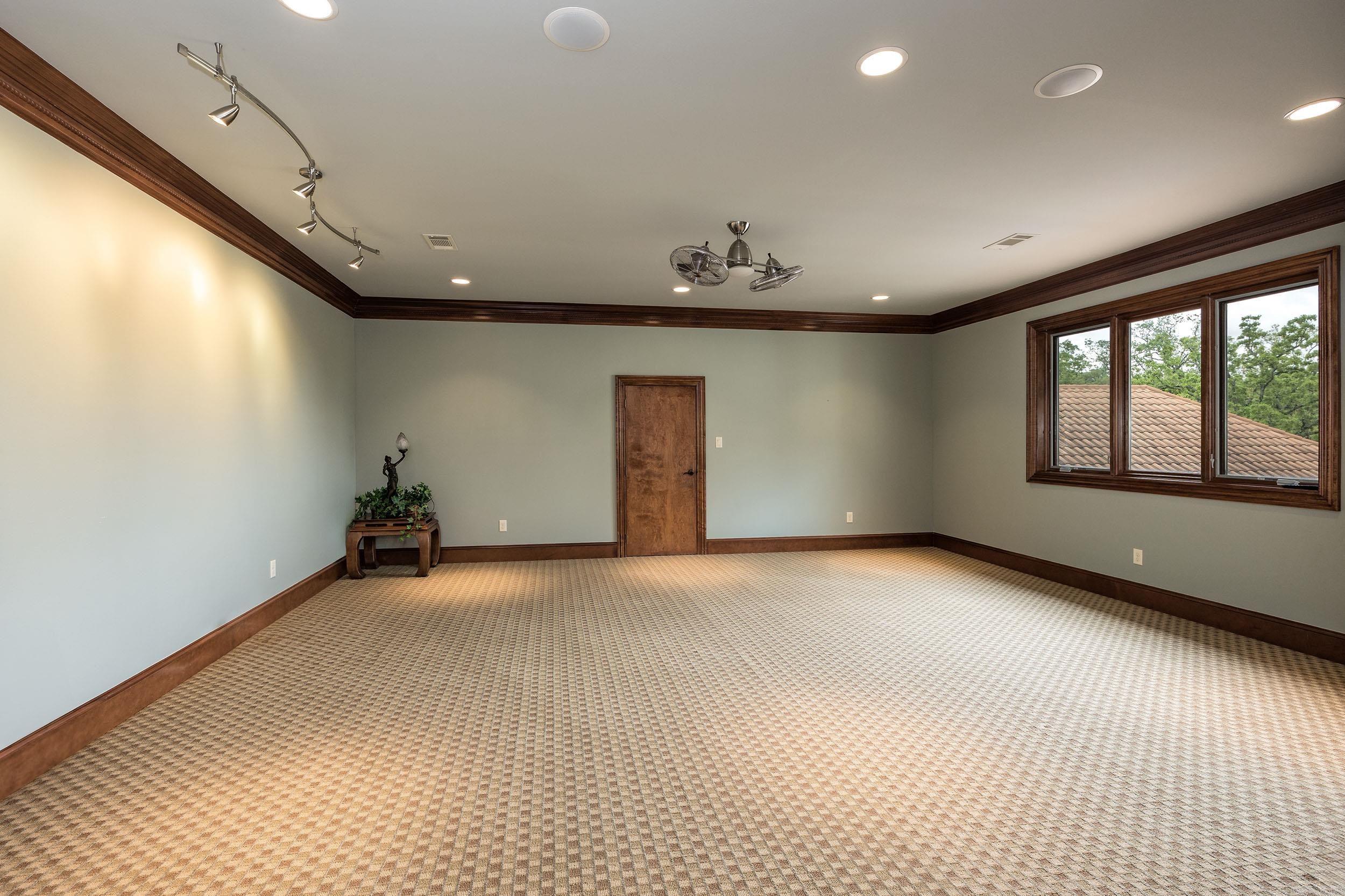 RIVER CREST ESTATES P.R.D. - Residential