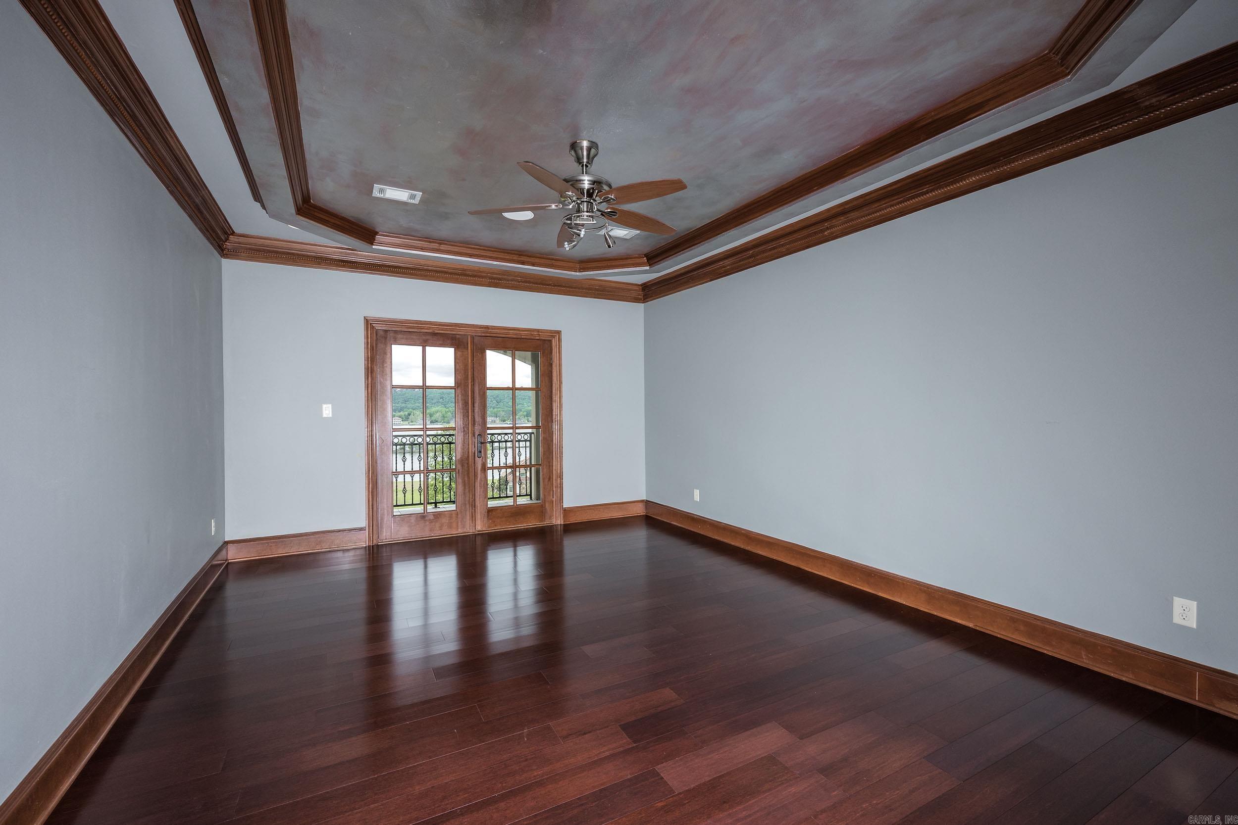 RIVER CREST ESTATES P.R.D. - Residential