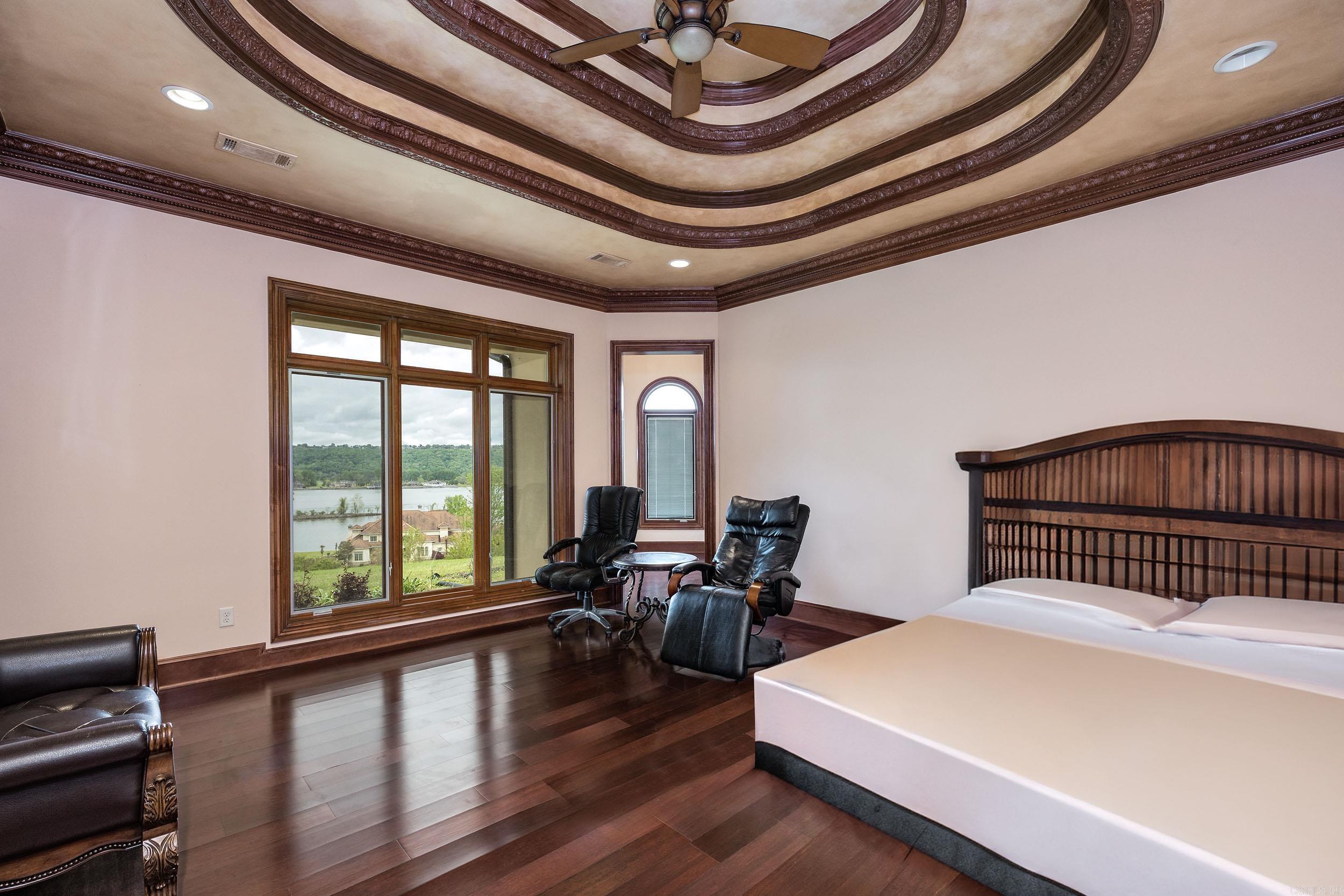 RIVER CREST ESTATES P.R.D. - Residential