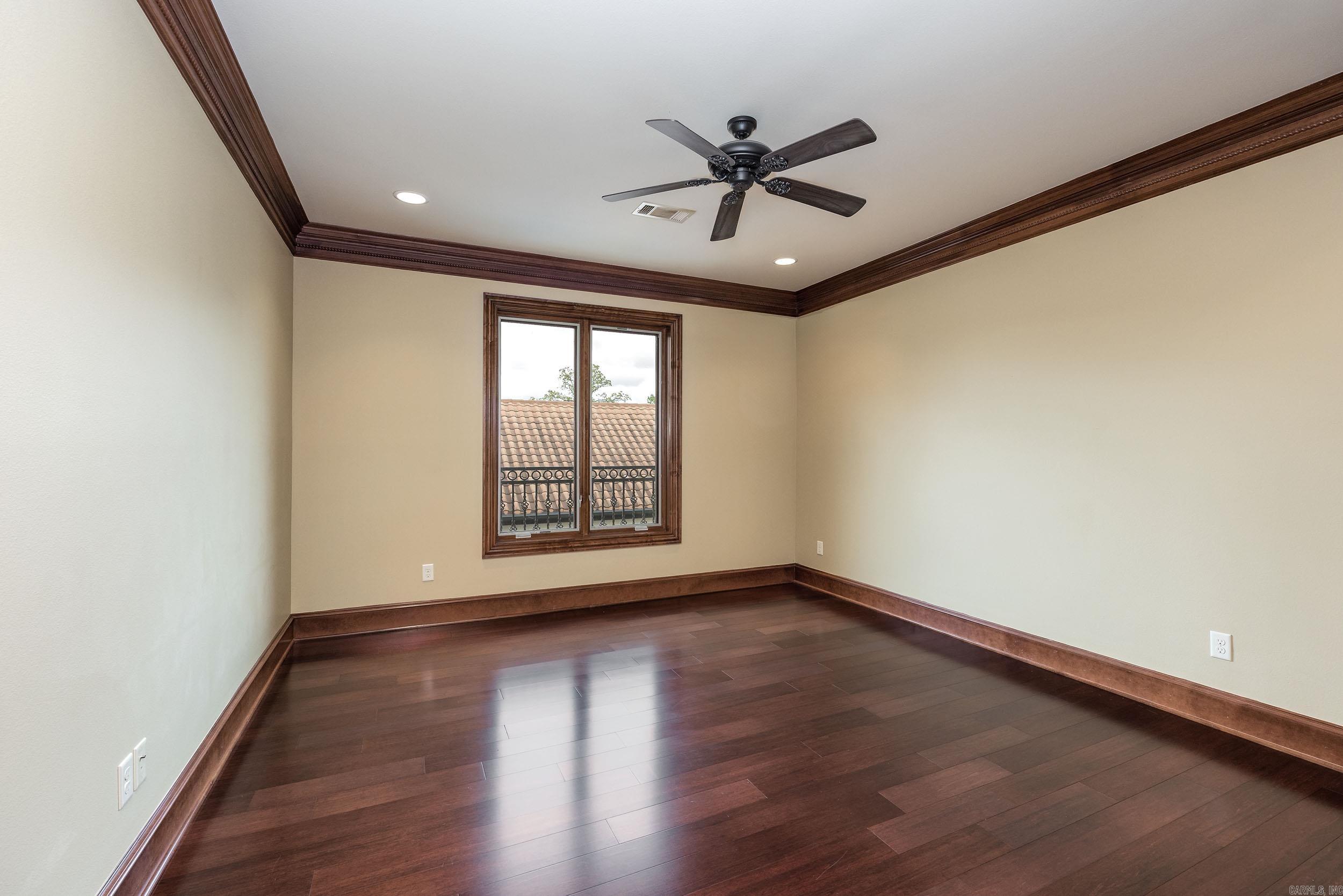 RIVER CREST ESTATES P.R.D. - Residential