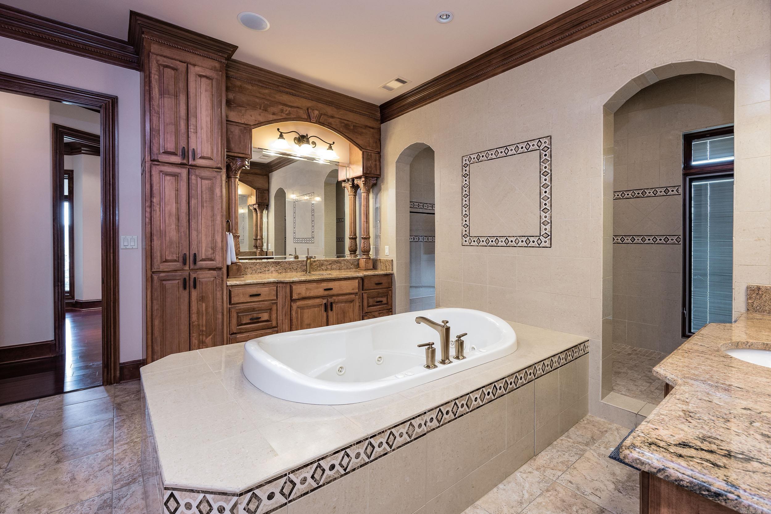 RIVER CREST ESTATES P.R.D. - Residential