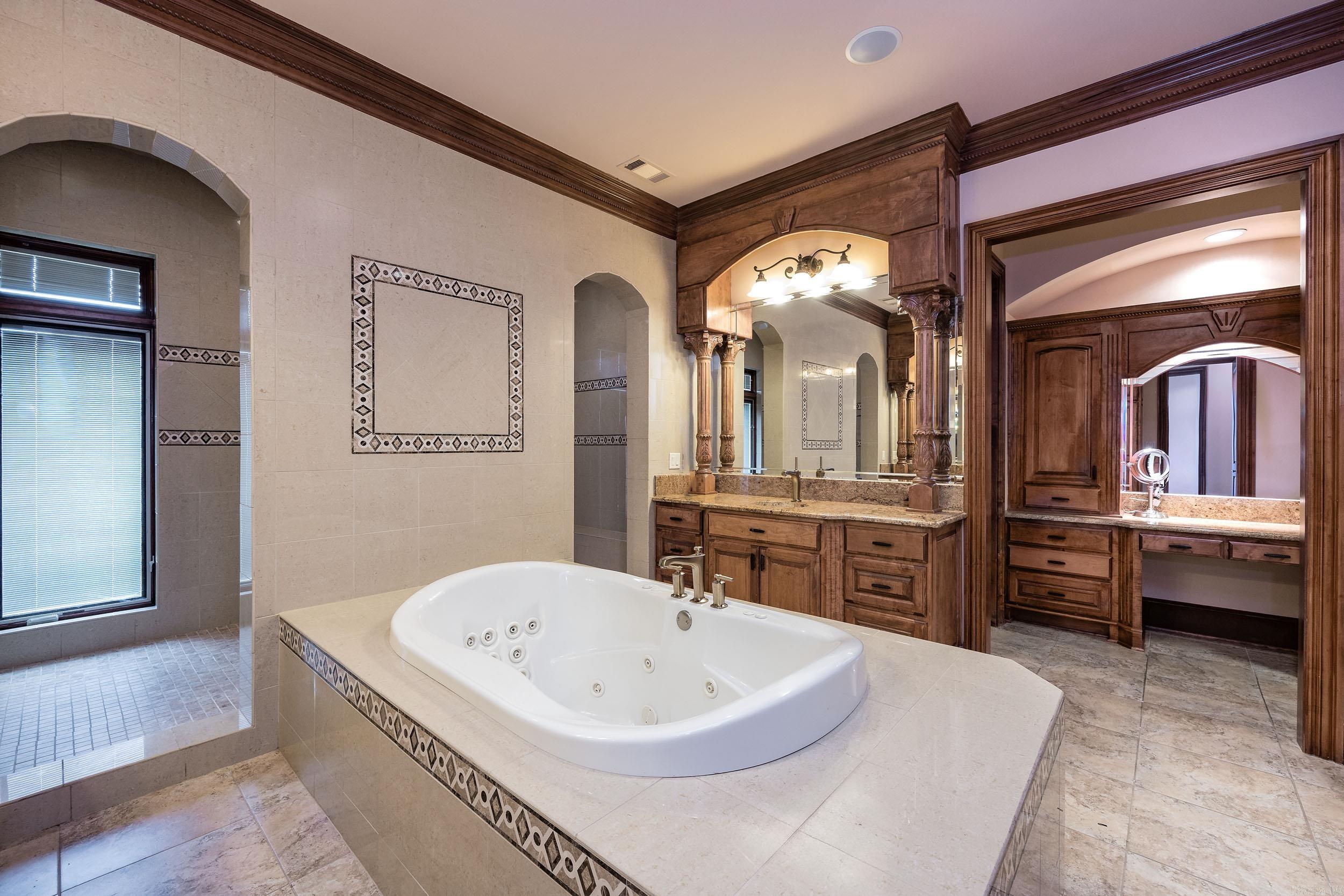 RIVER CREST ESTATES P.R.D. - Residential