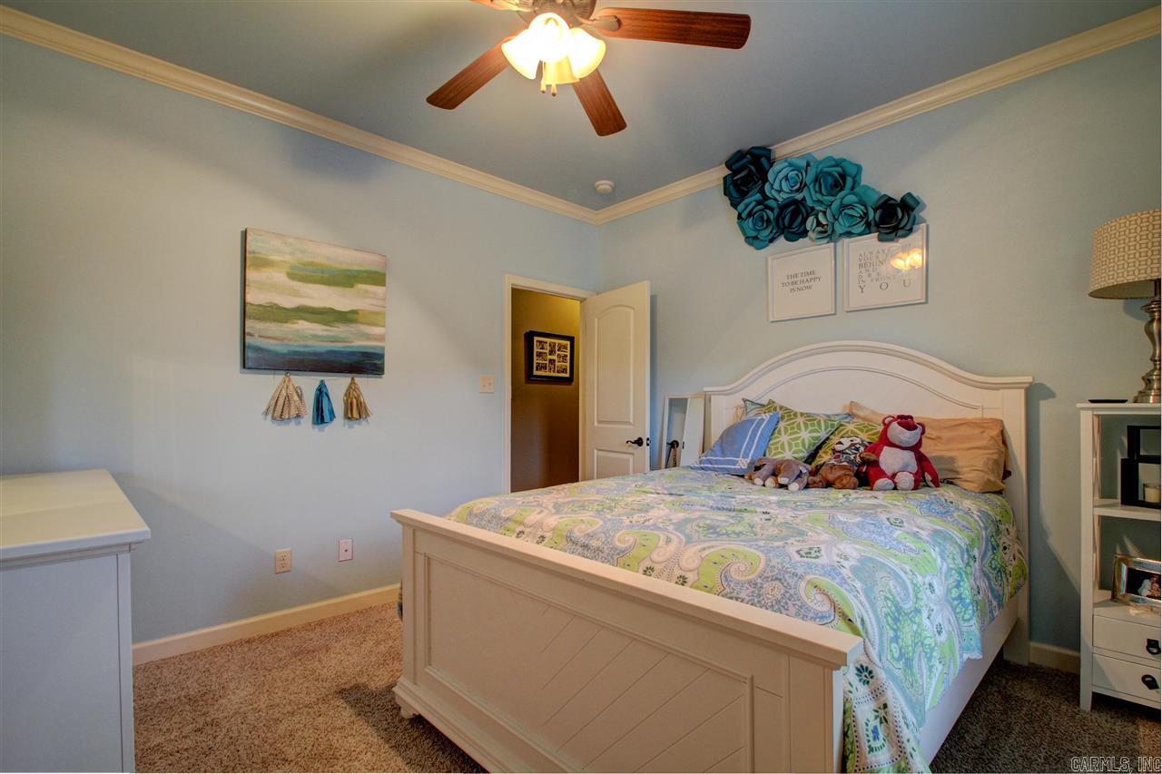 HURRICANE LAKE EST - Residential