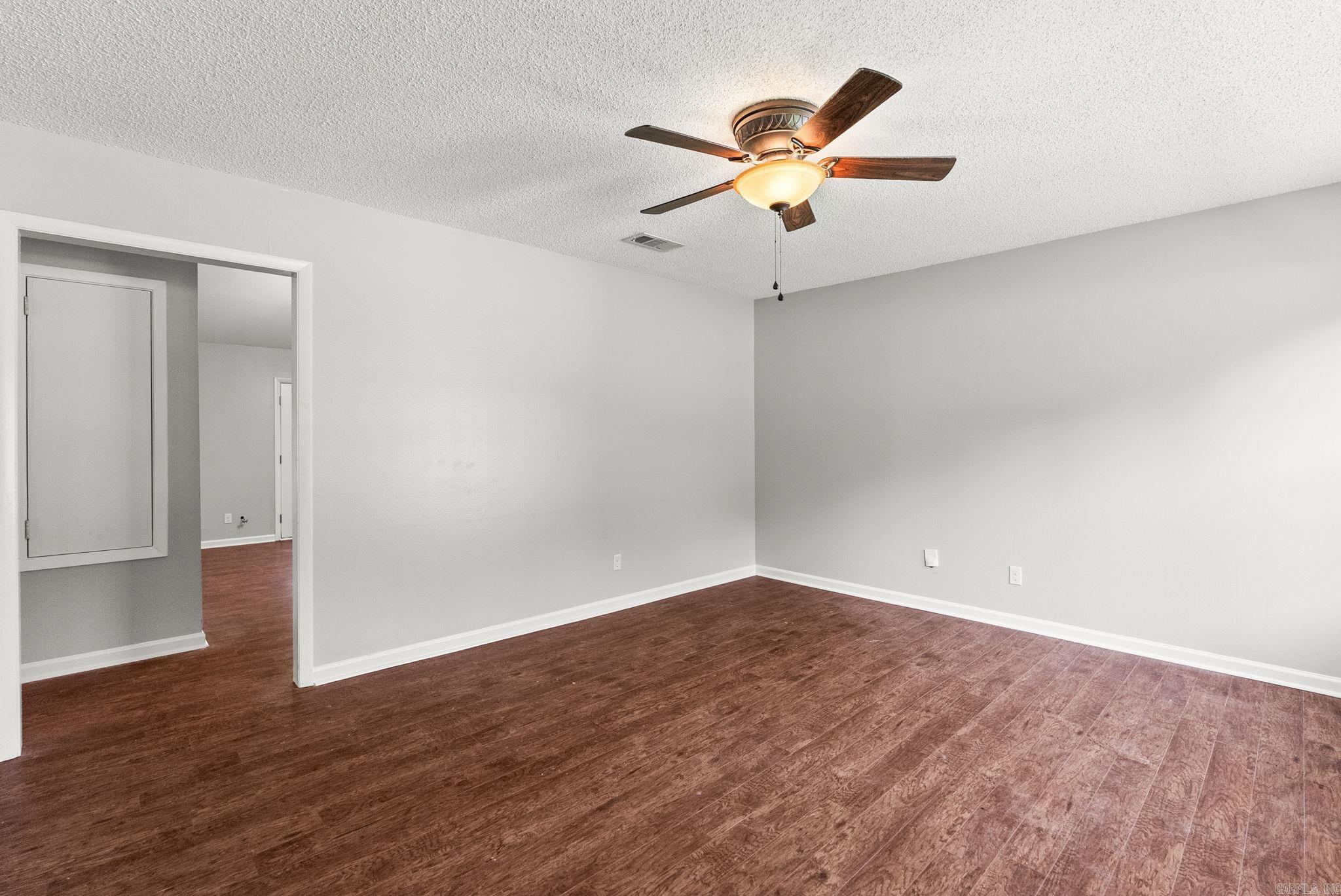 TANGLEWOOD - Residential