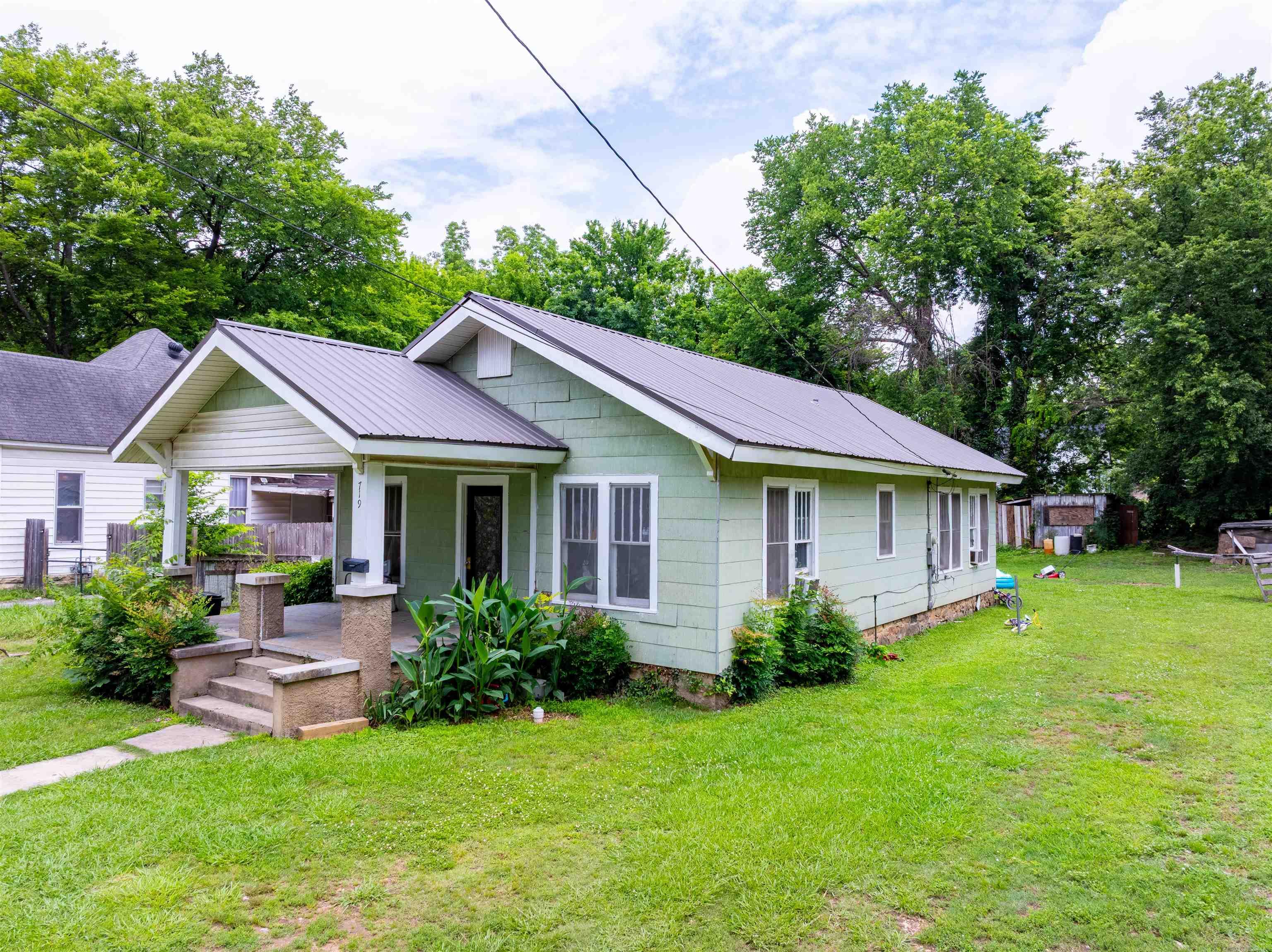 MAXFIELD SOUTHERN - Residential