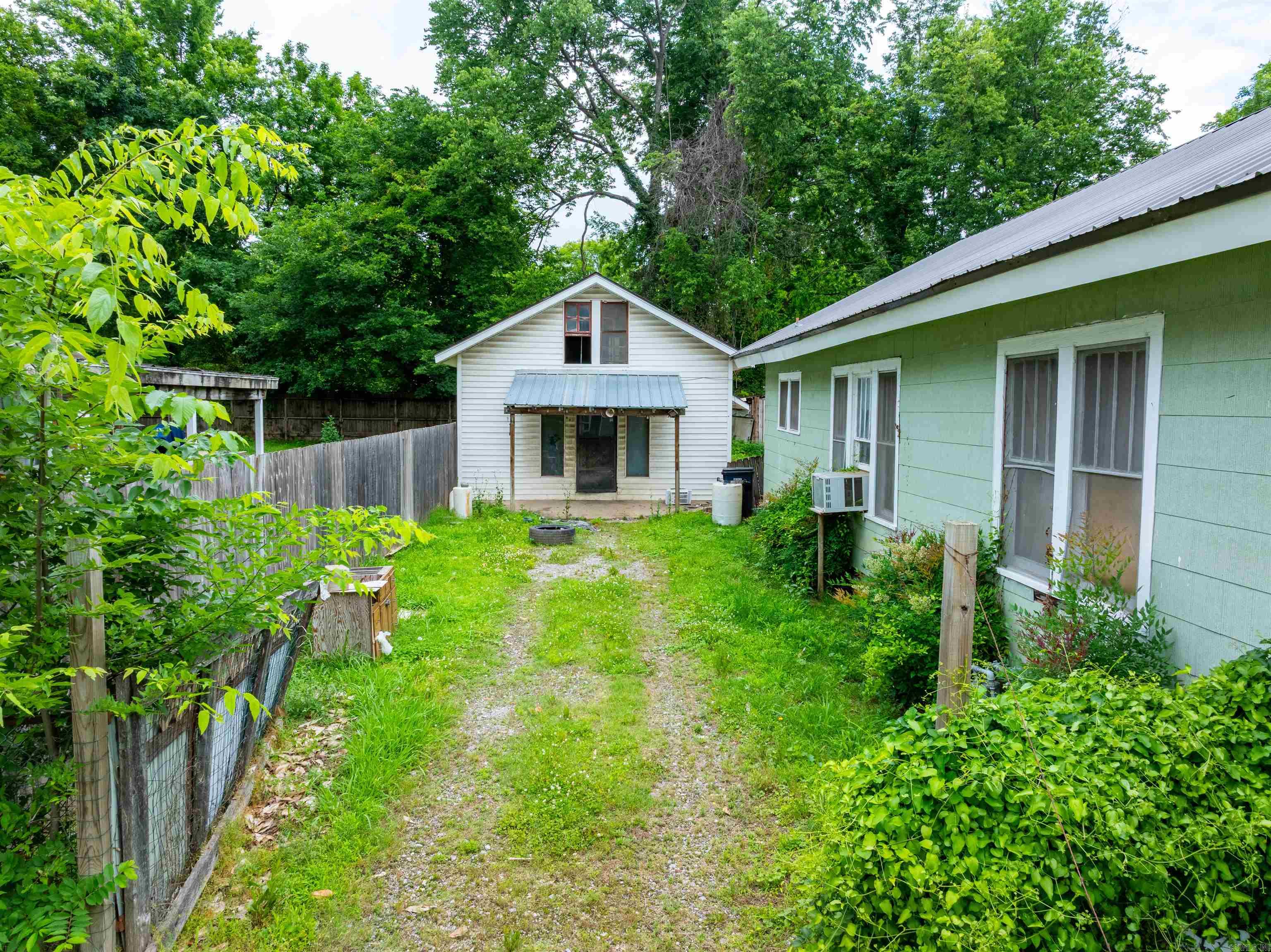 MAXFIELD SOUTHERN - Residential