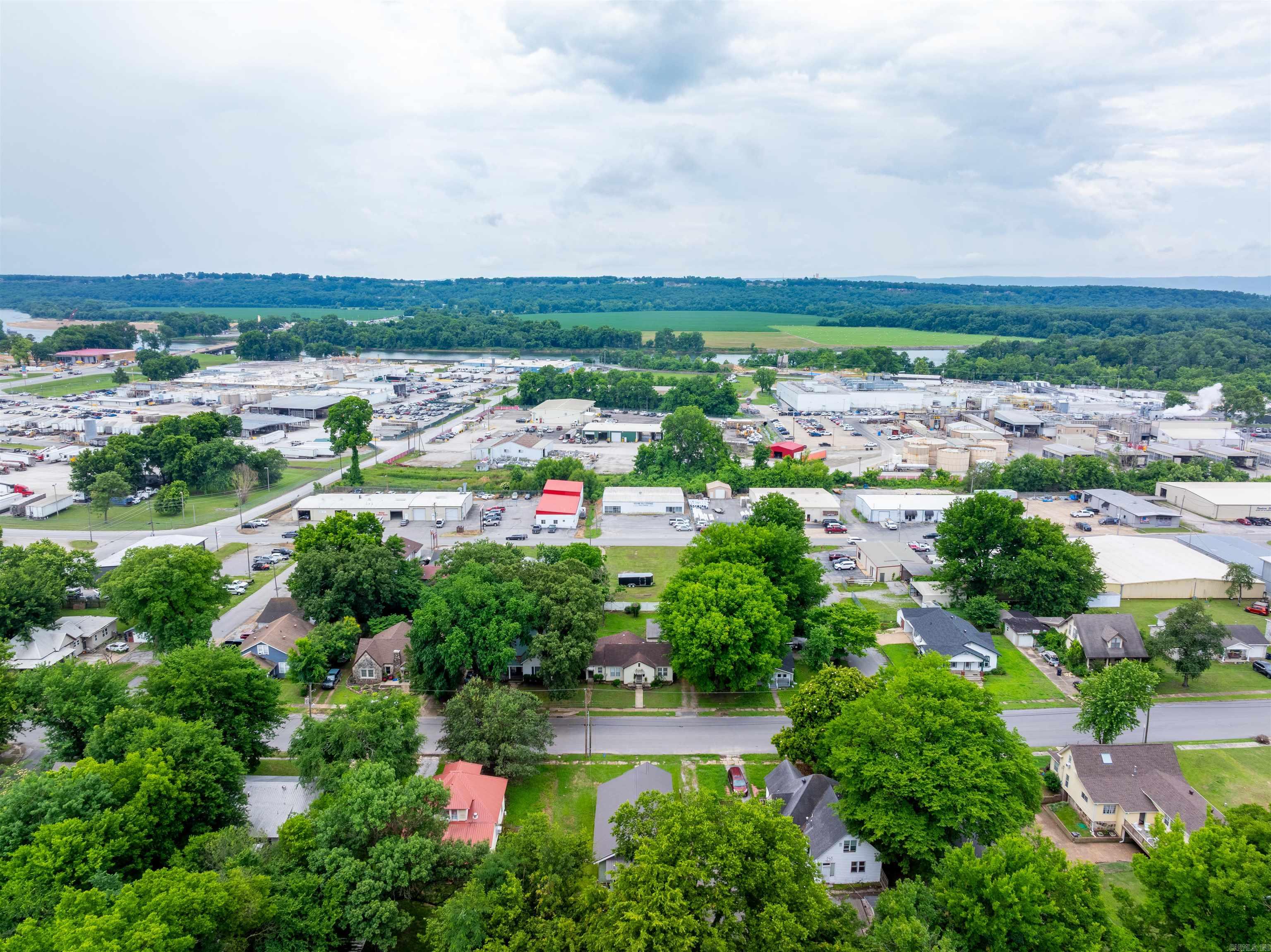 MAXFIELD SOUTHERN - Residential