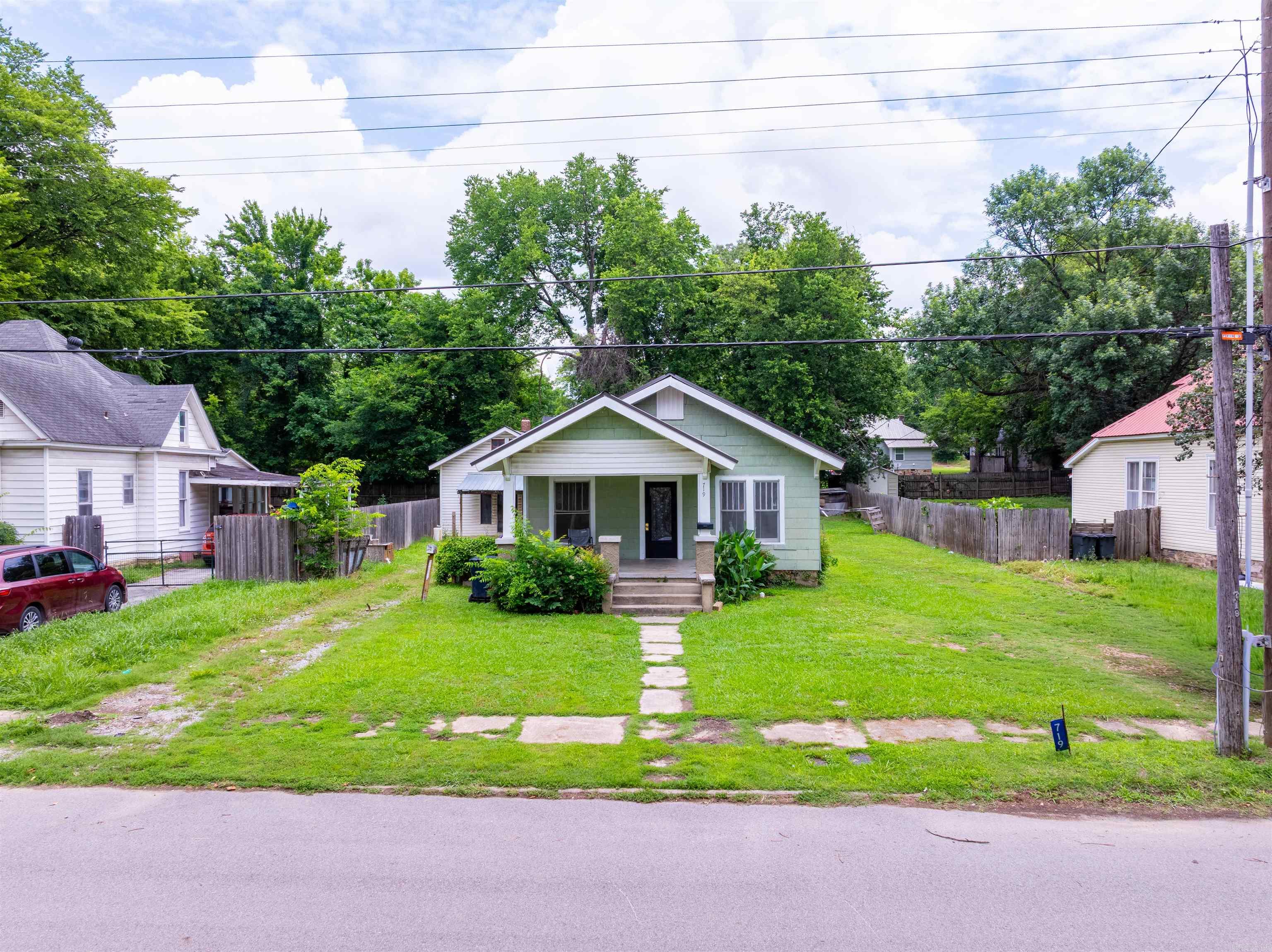 MAXFIELD SOUTHERN - Residential