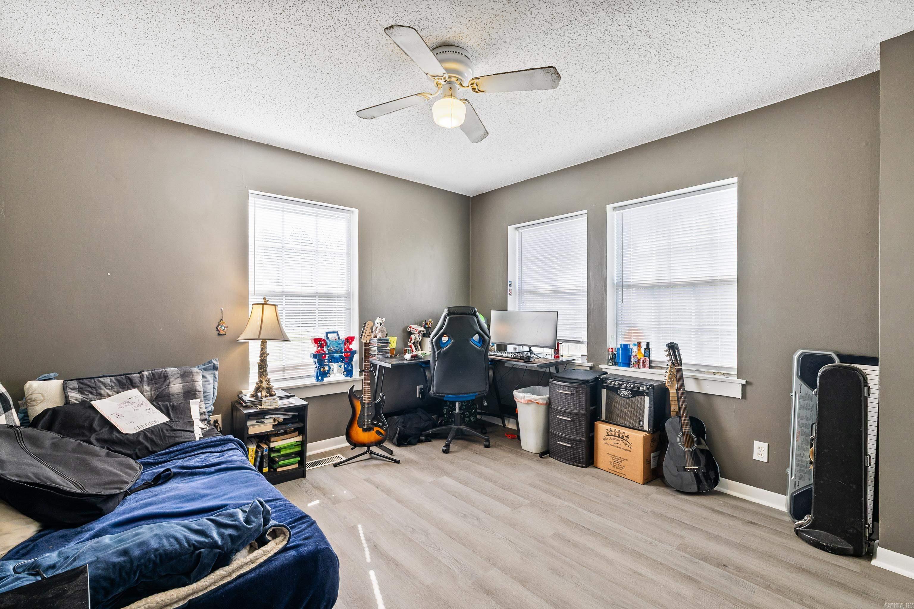 OAK FORREST SUBD - Residential