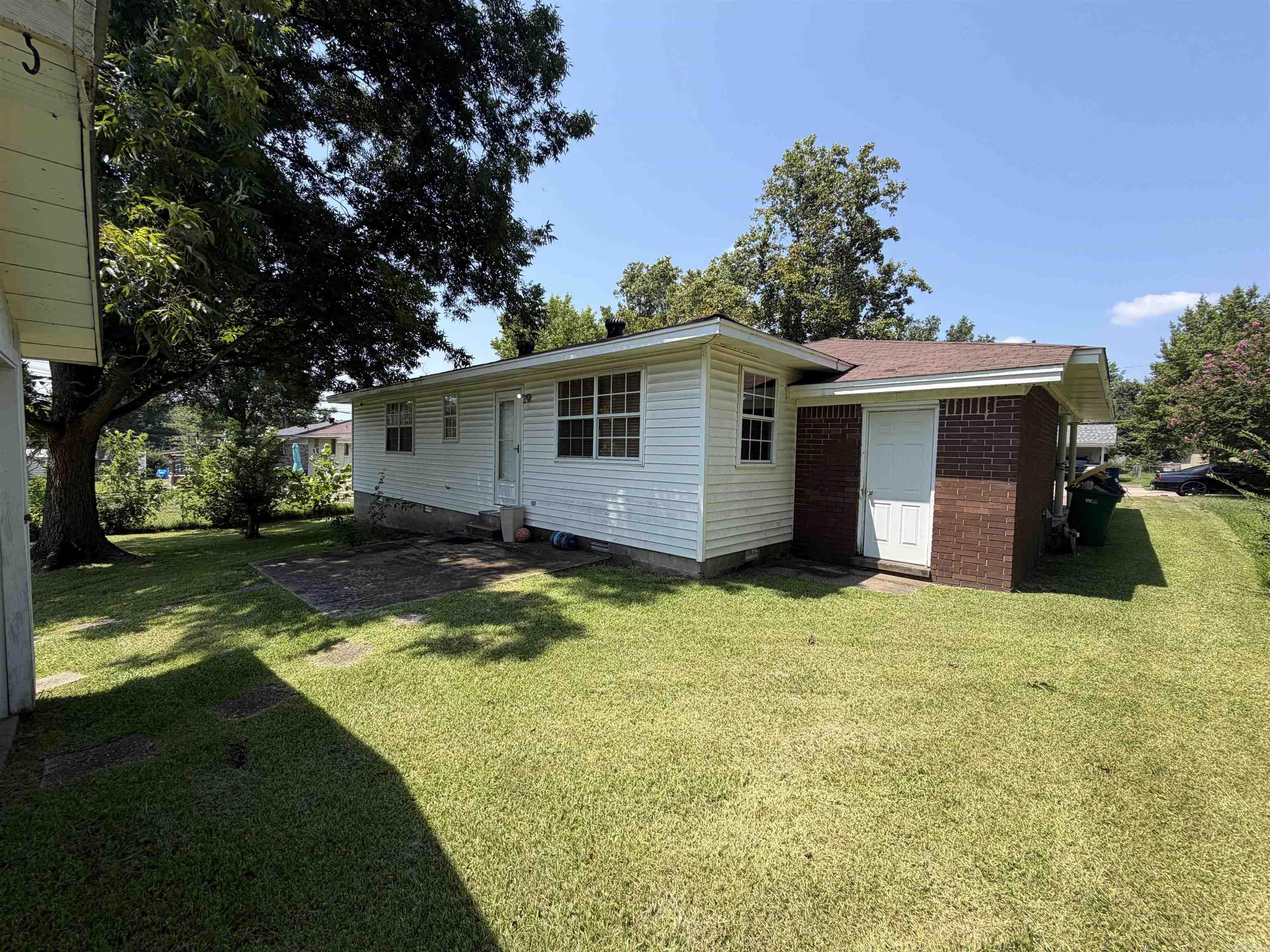 TANGLEWOOD - Residential