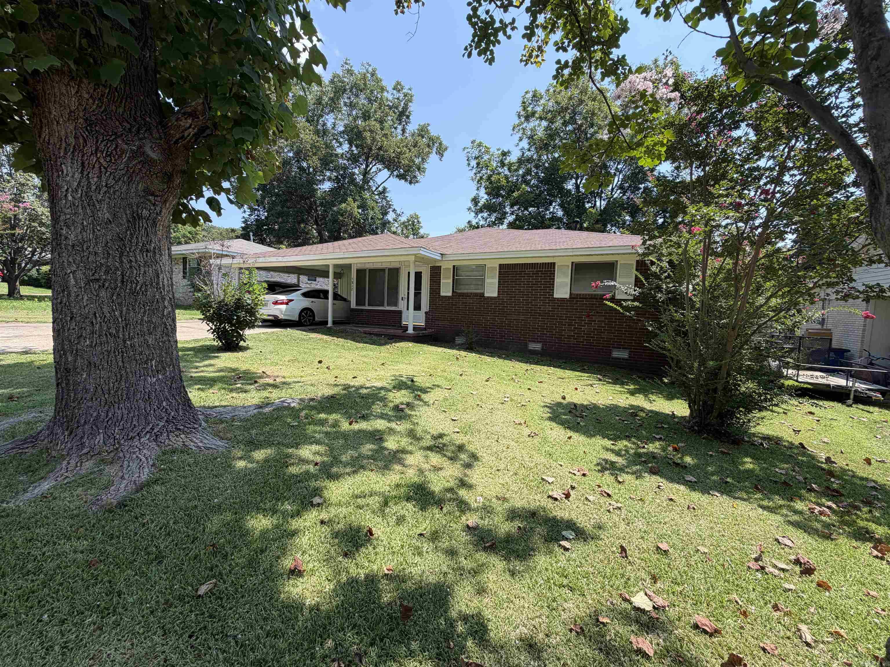 TANGLEWOOD - Residential