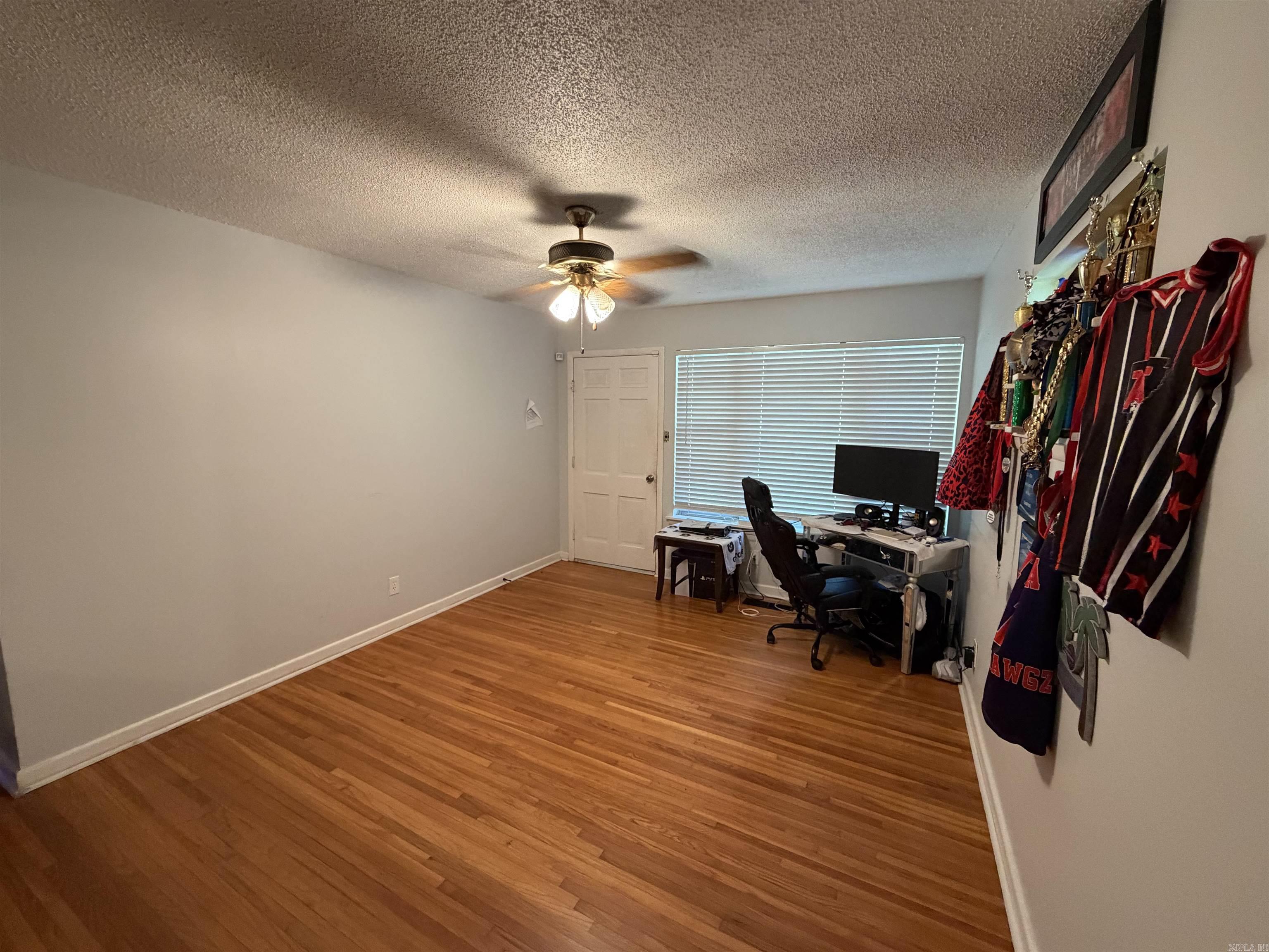 TANGLEWOOD - Residential