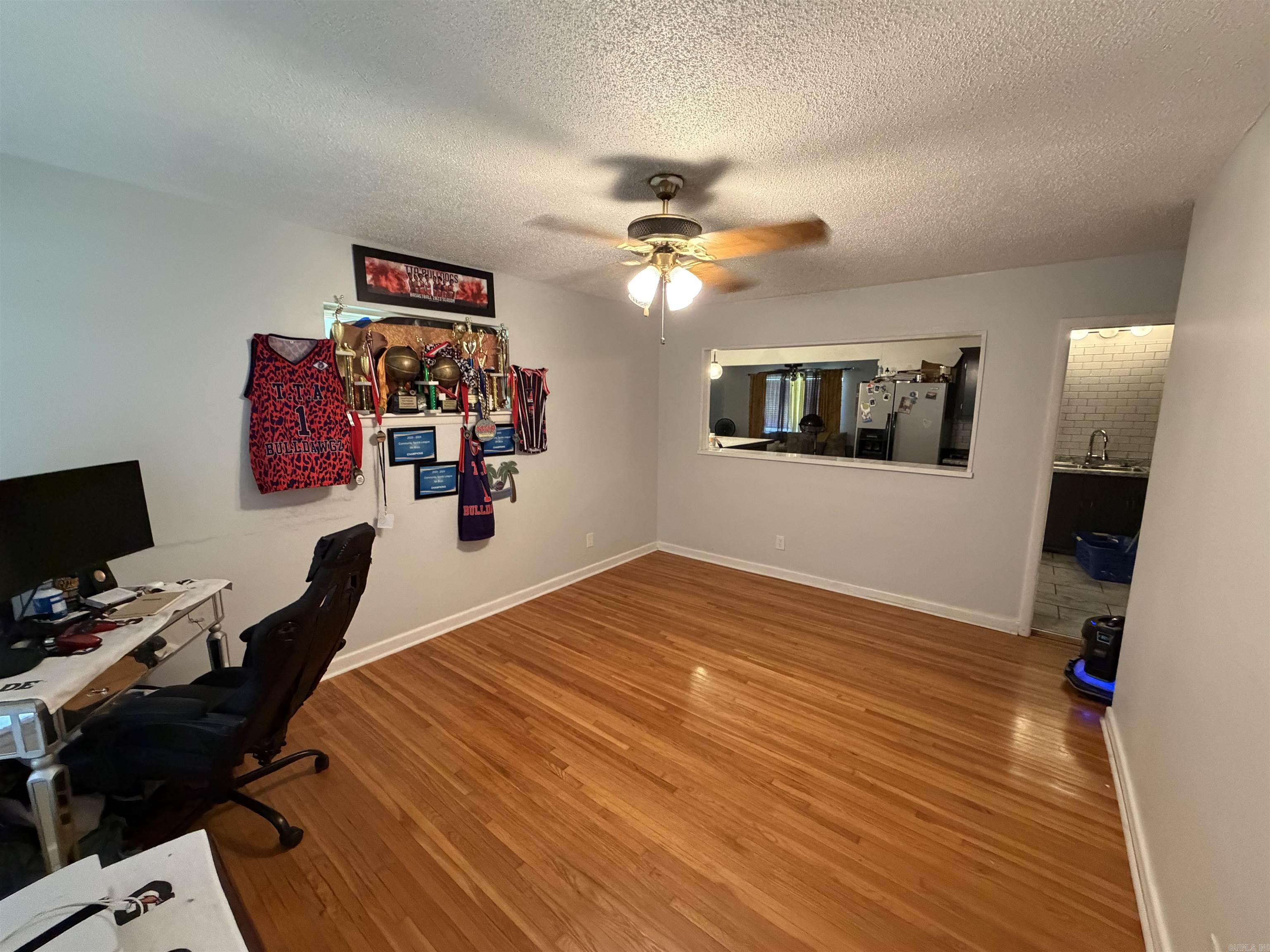 TANGLEWOOD - Residential