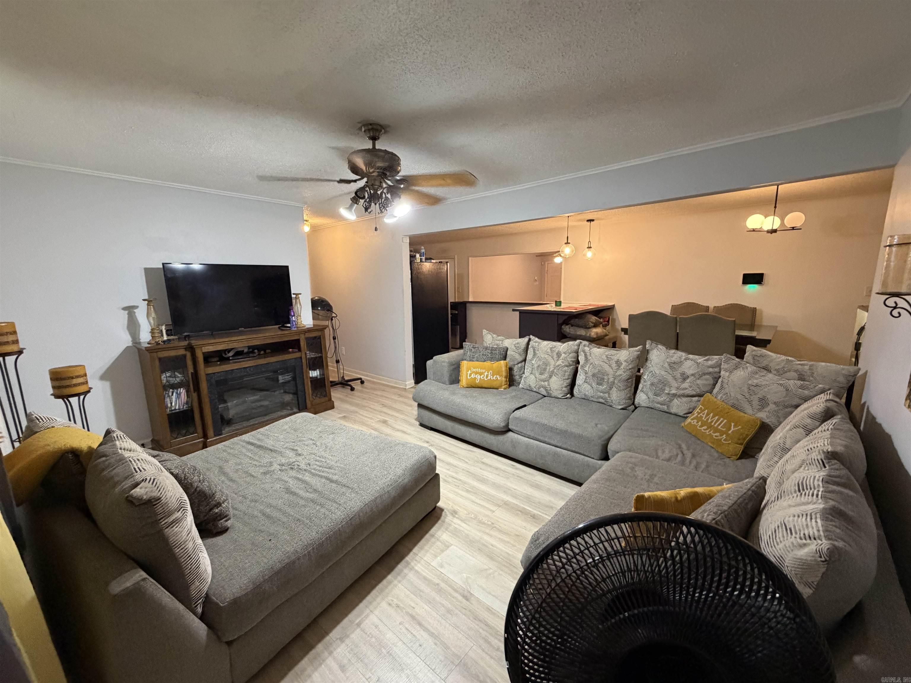 TANGLEWOOD - Residential