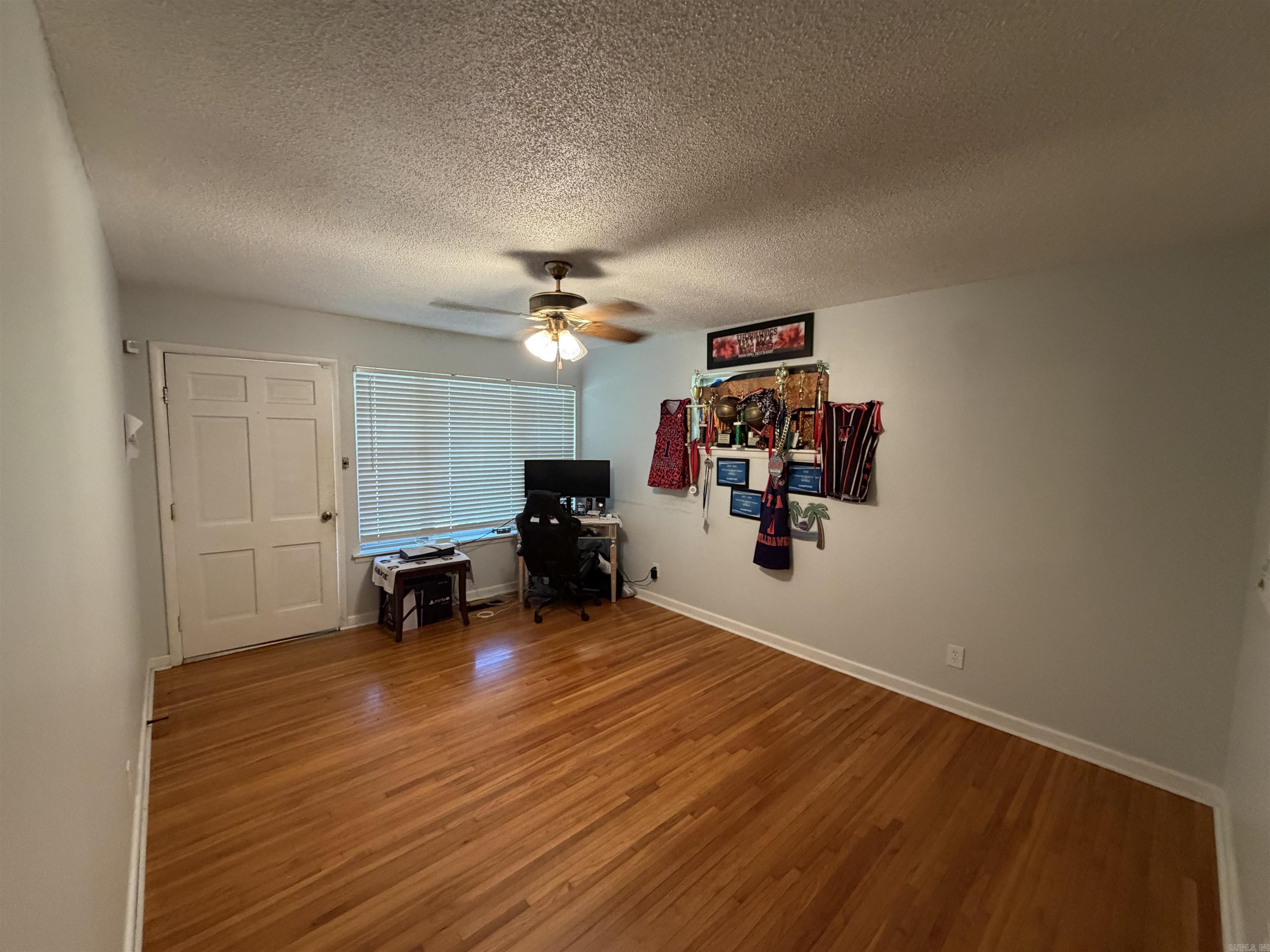 TANGLEWOOD - Residential