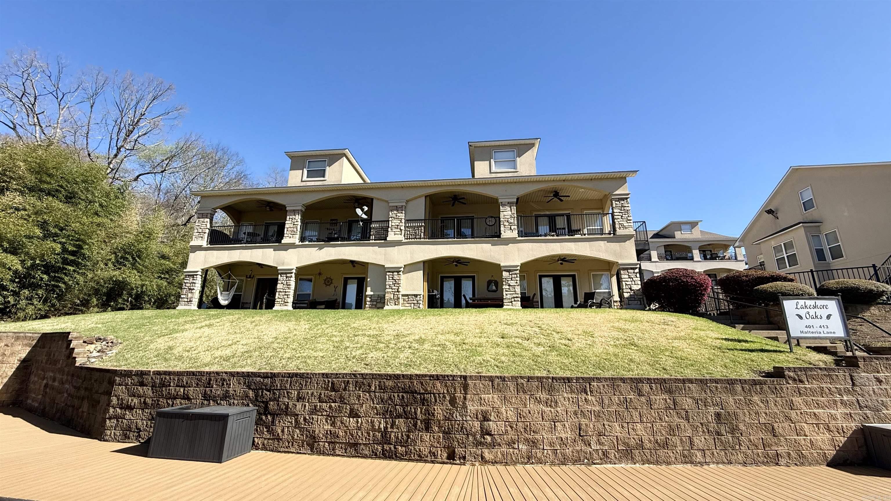 LAKESHORE OAKS HPR - Residential