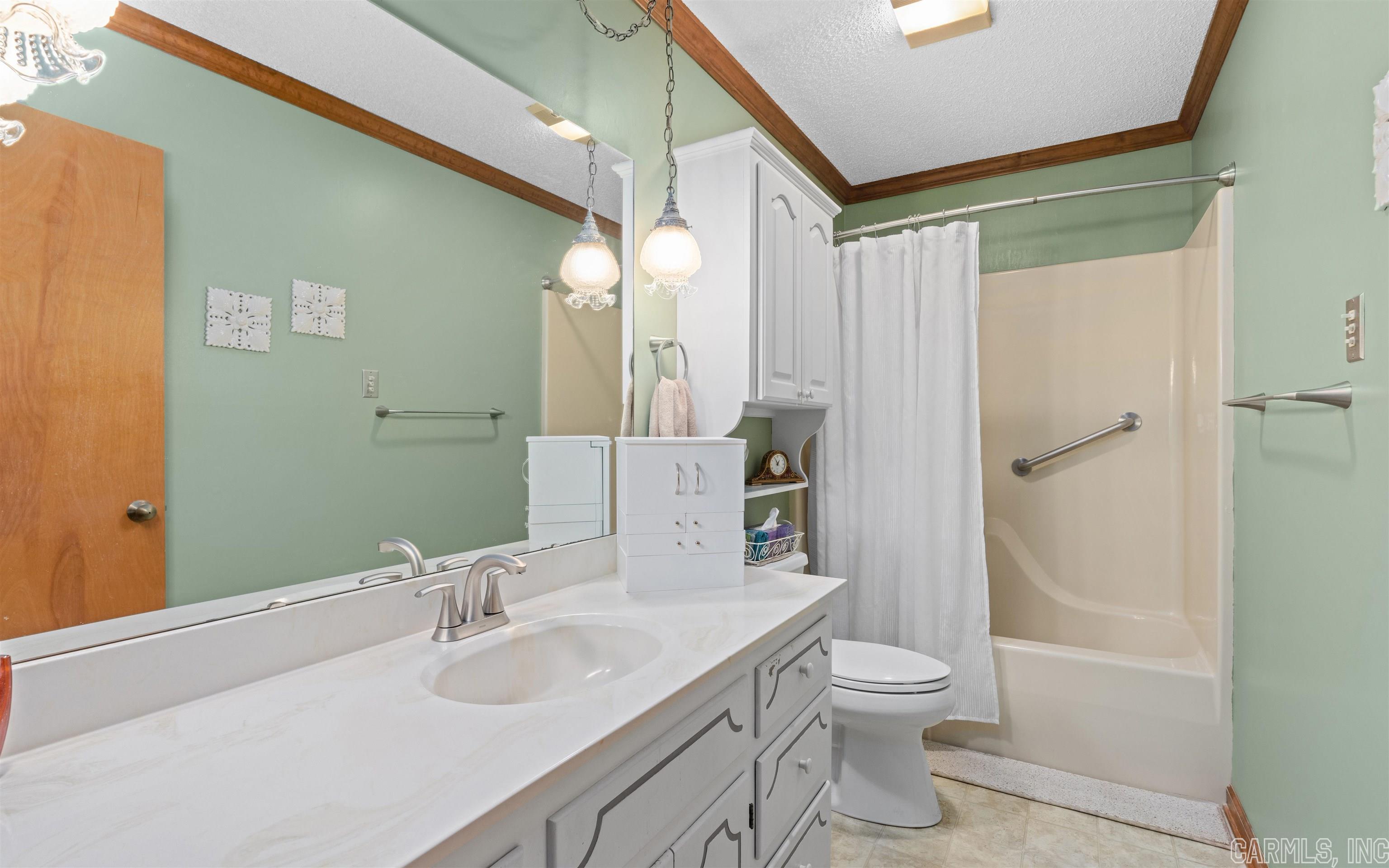 Oaklawn Village - Residential