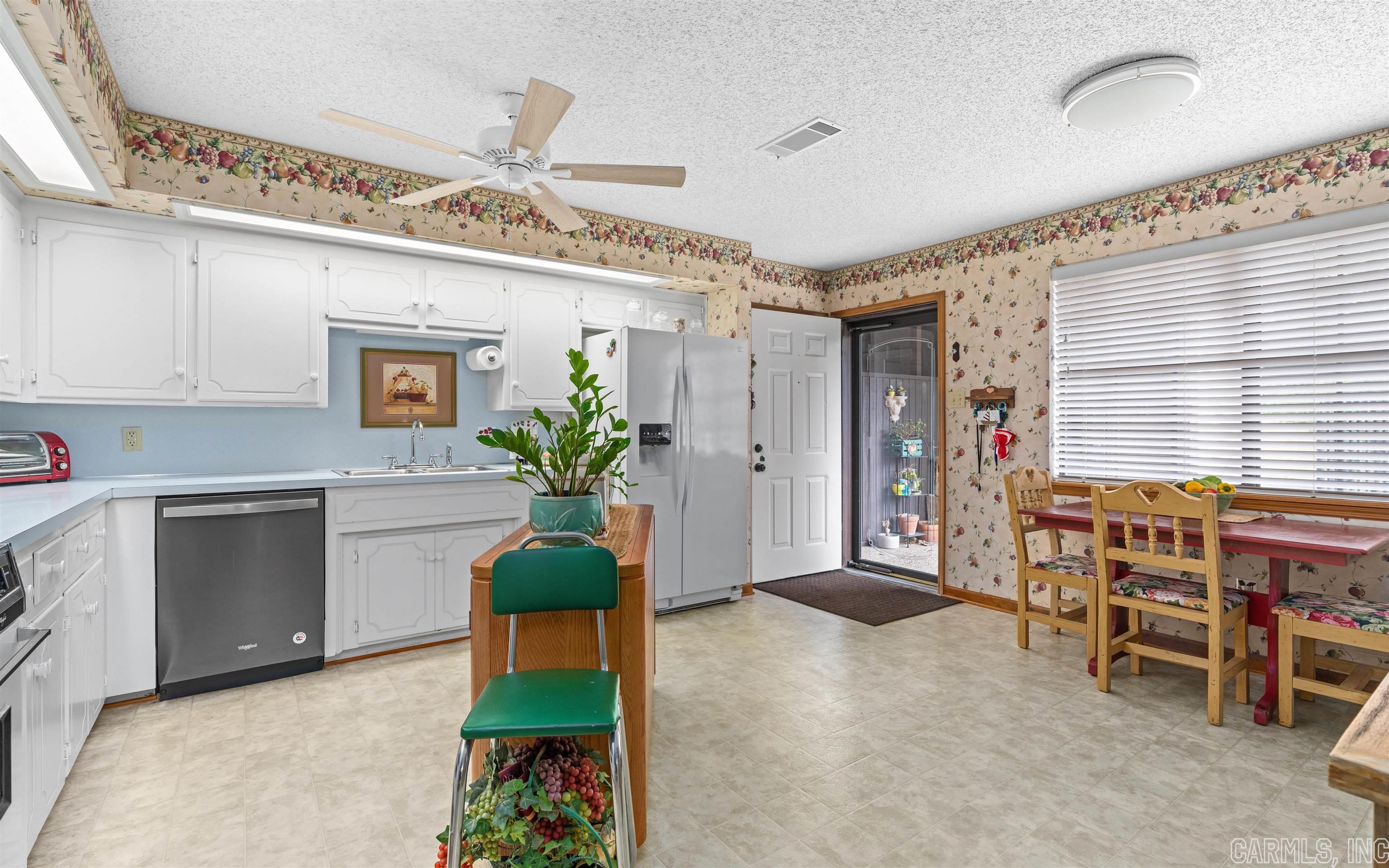 Oaklawn Village - Residential