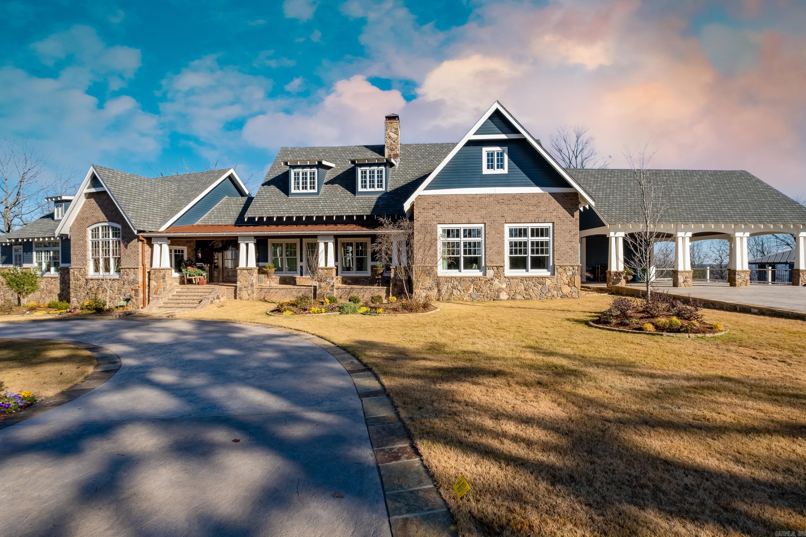 CAMPBELLS - Residential