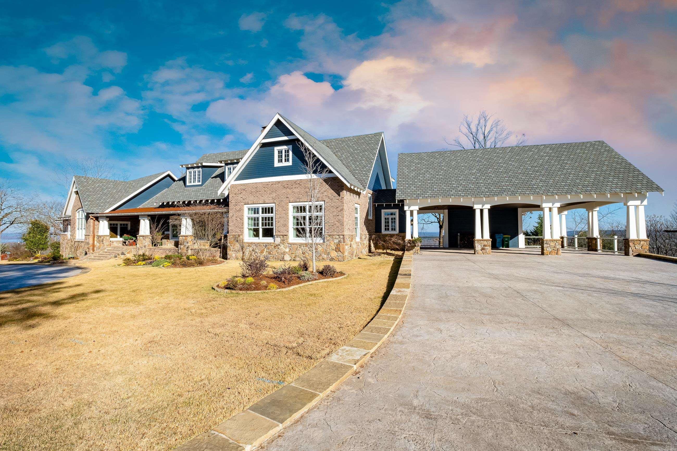 CAMPBELLS - Residential