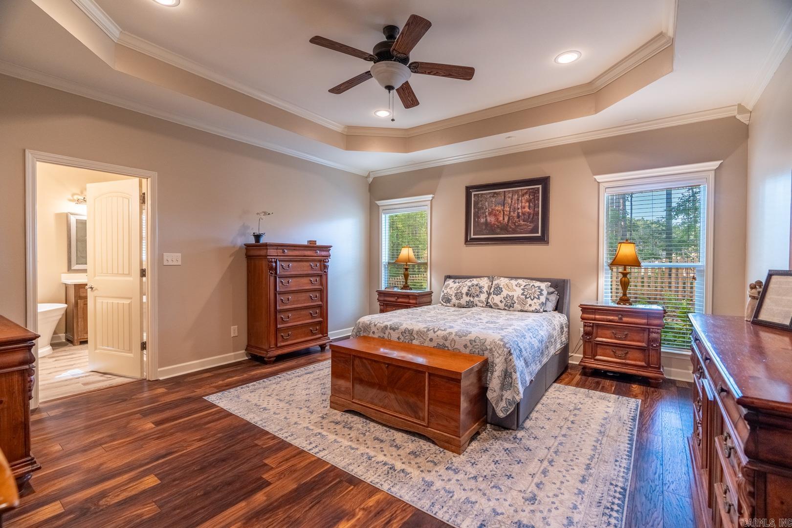 SIENNA LAKE - Residential