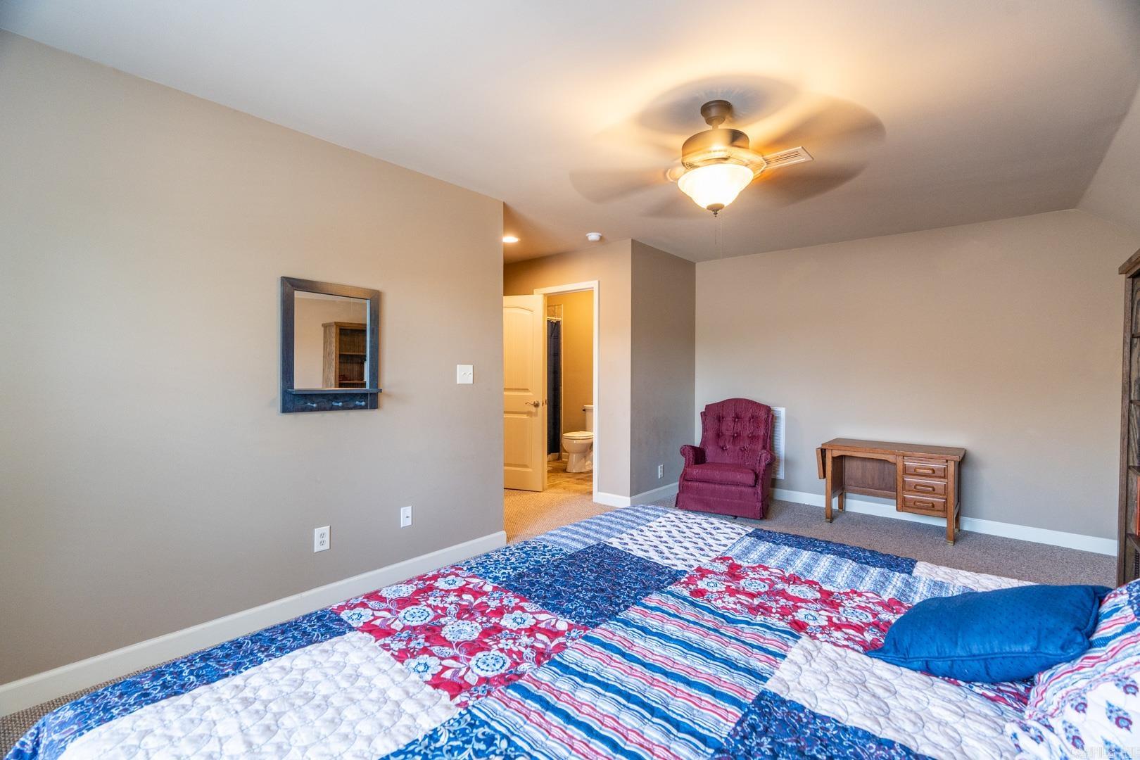 SIENNA LAKE - Residential