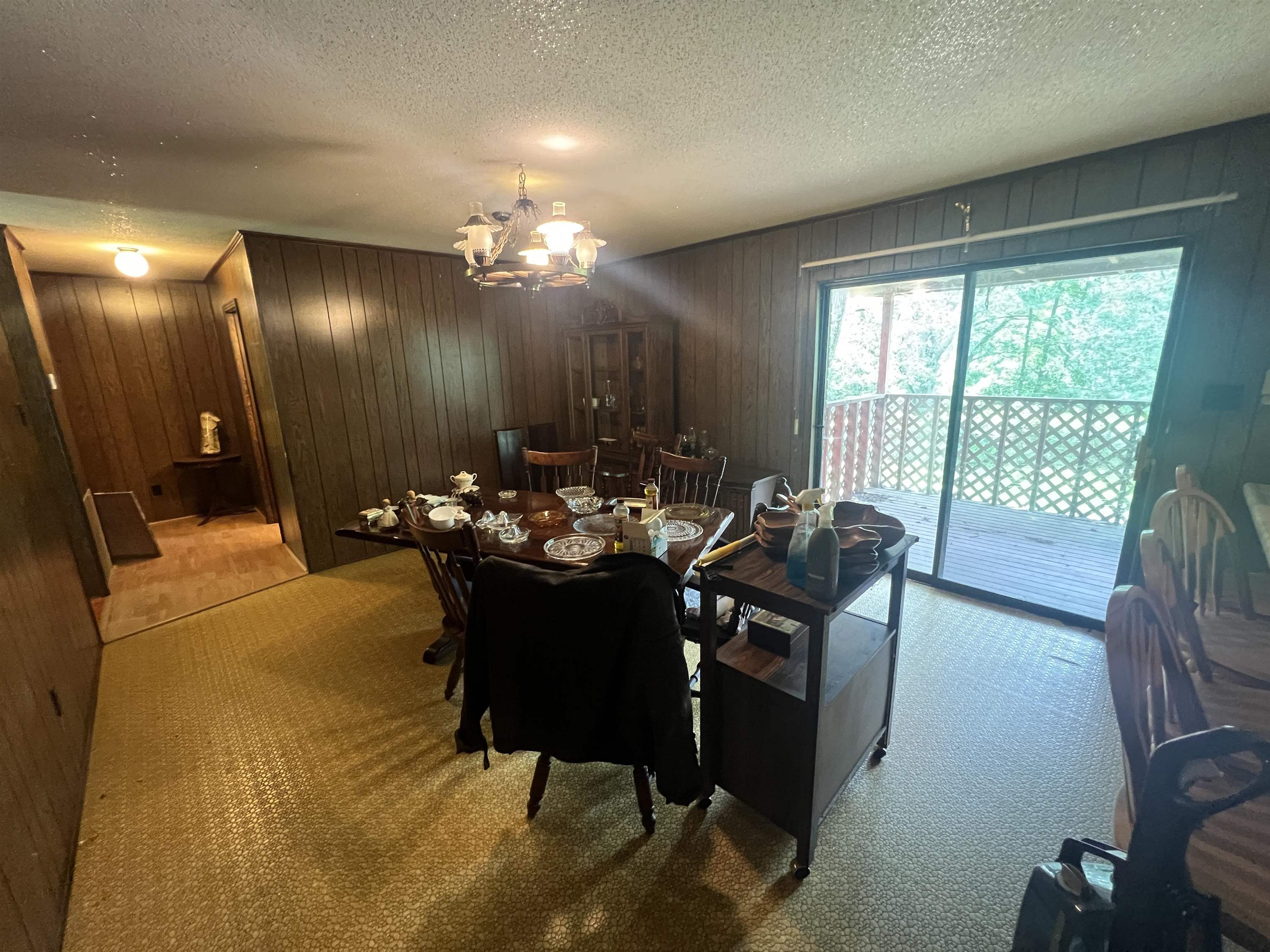 EAST MEADOW - Residential