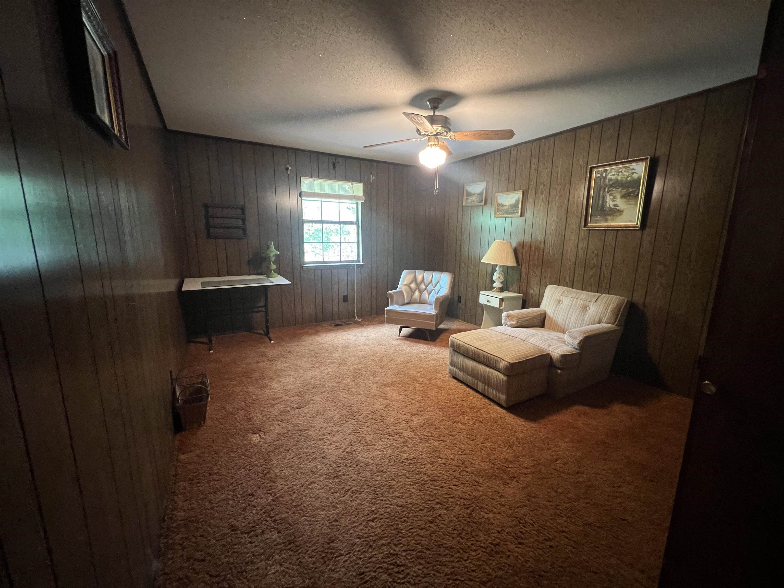 EAST MEADOW - Residential