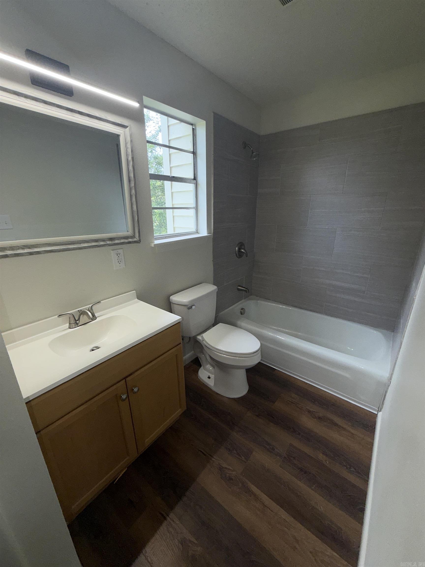 CAMPUS PLACE - Residential