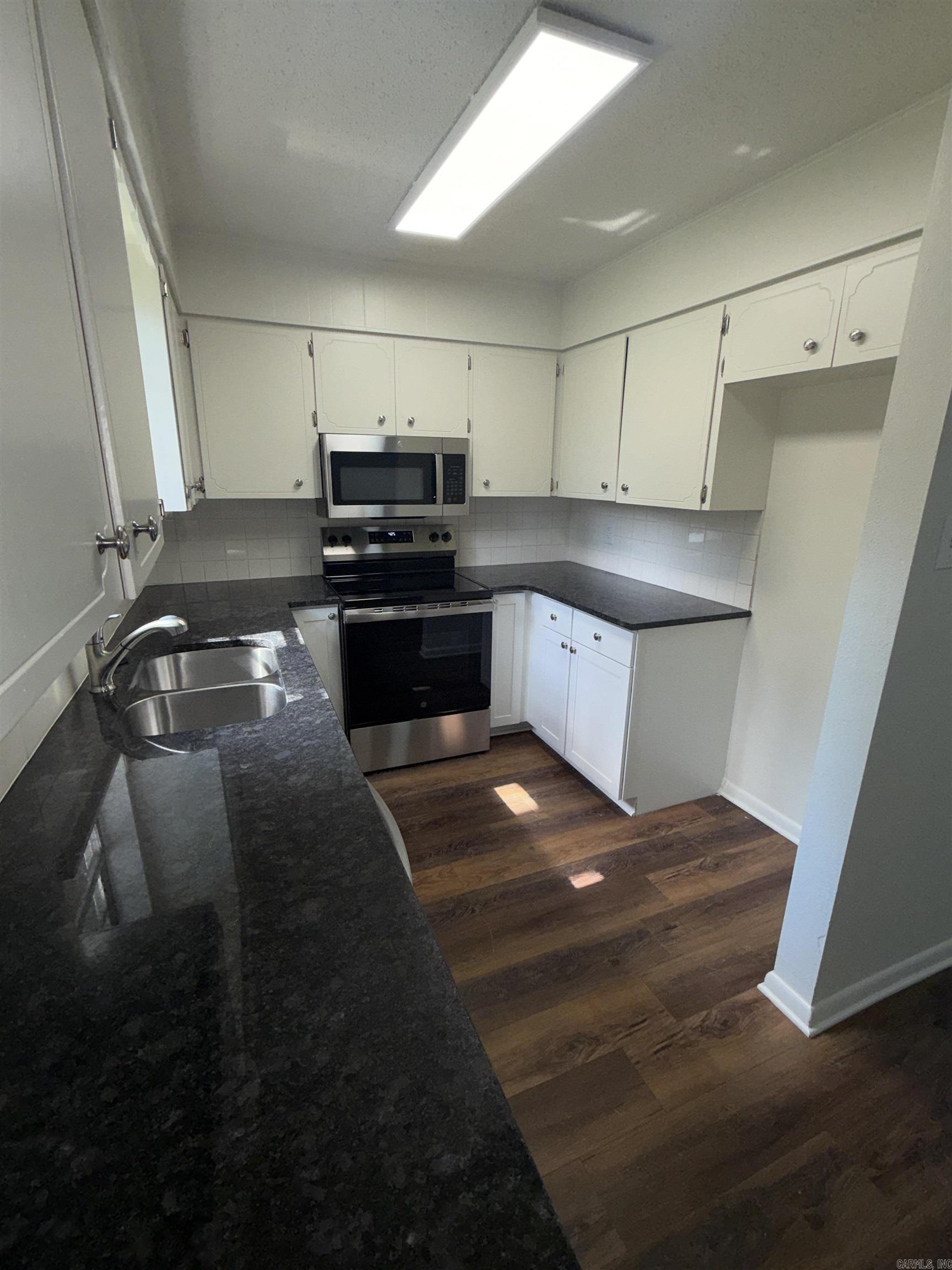 CAMPUS PLACE - Residential