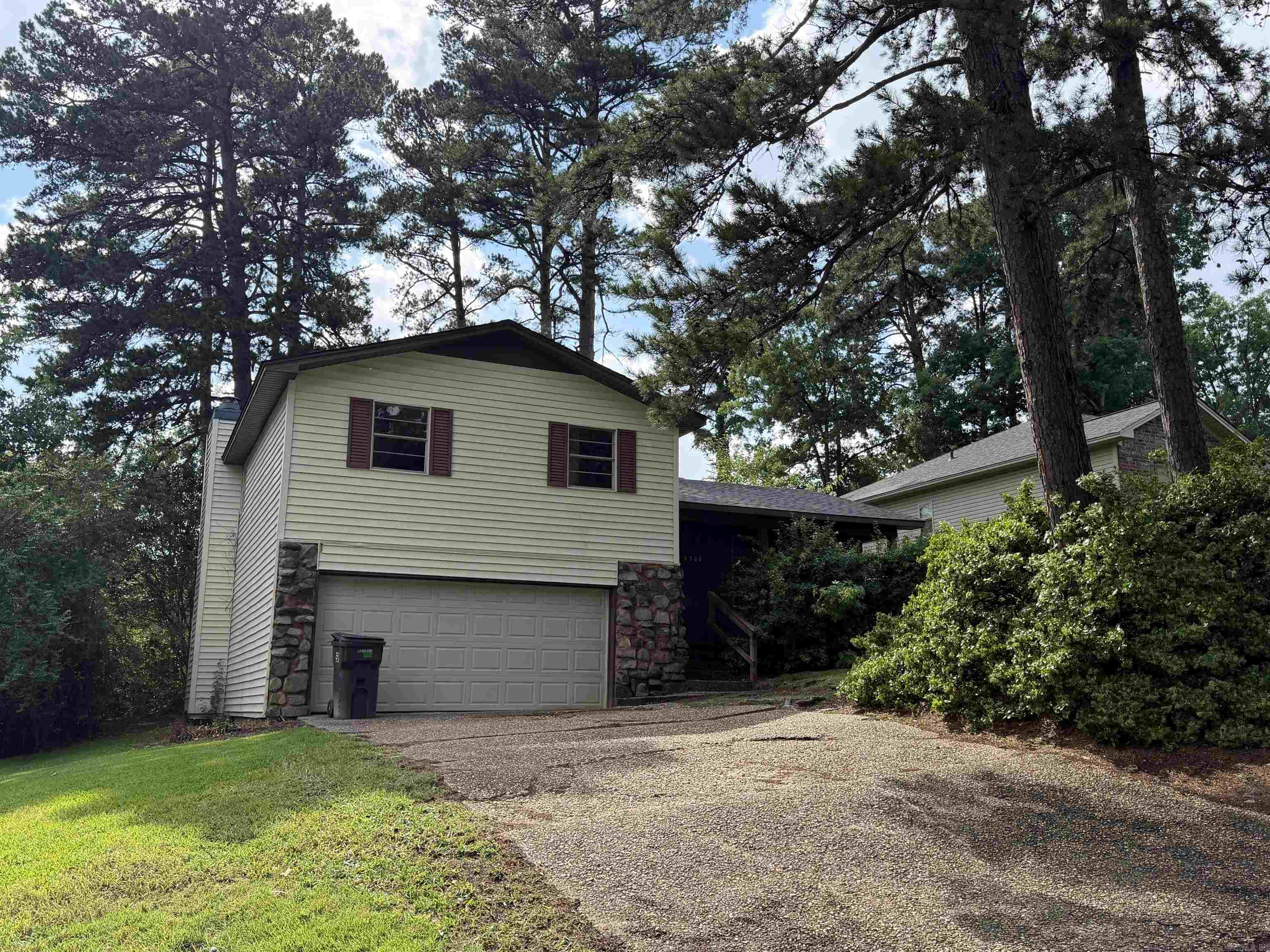CAMPUS PLACE - Residential