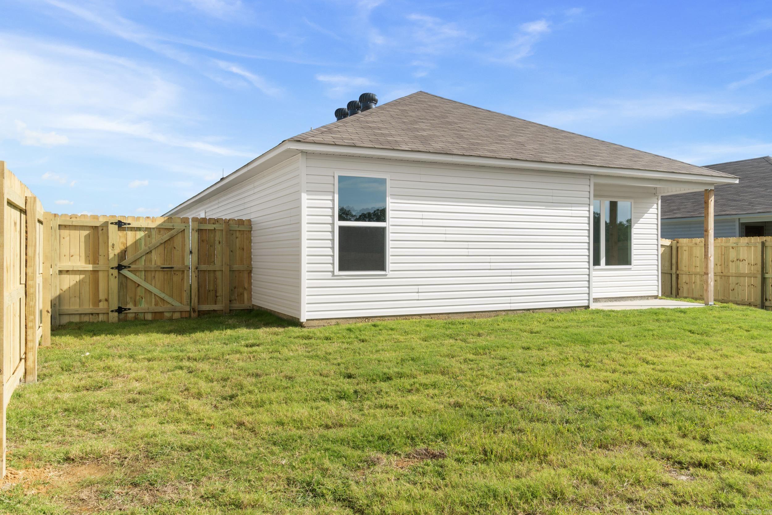 STAGECOACH MEADOWS - Residential