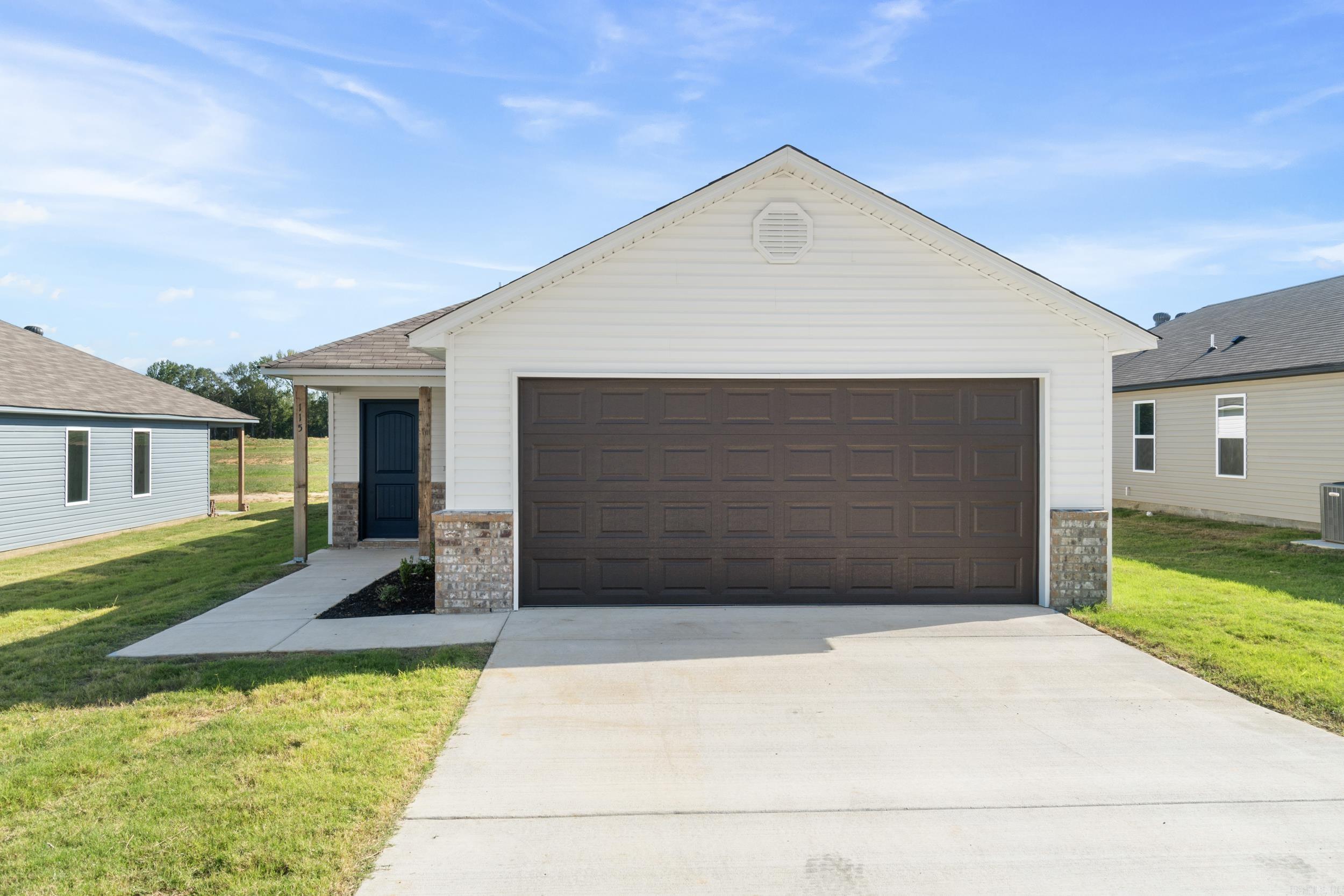 STAGECOACH MEADOWS - Residential